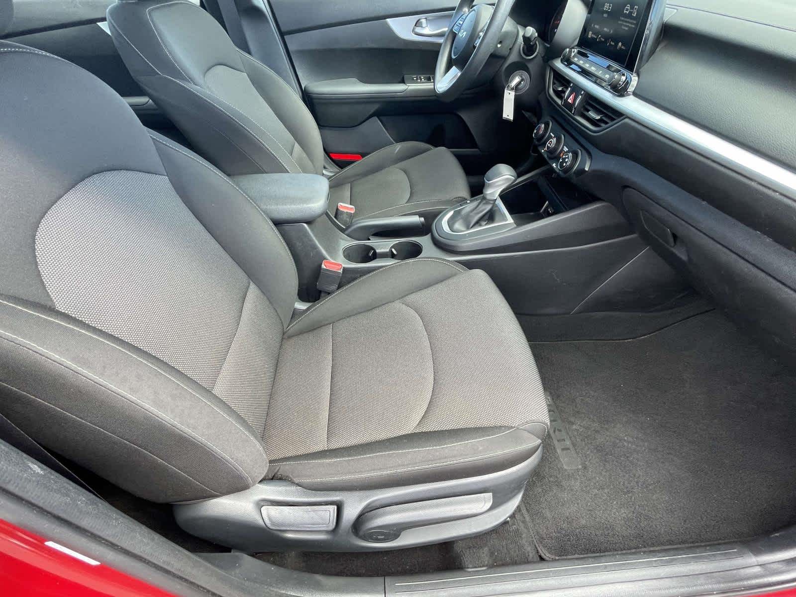 2024 Kia Forte photo 21 of 34