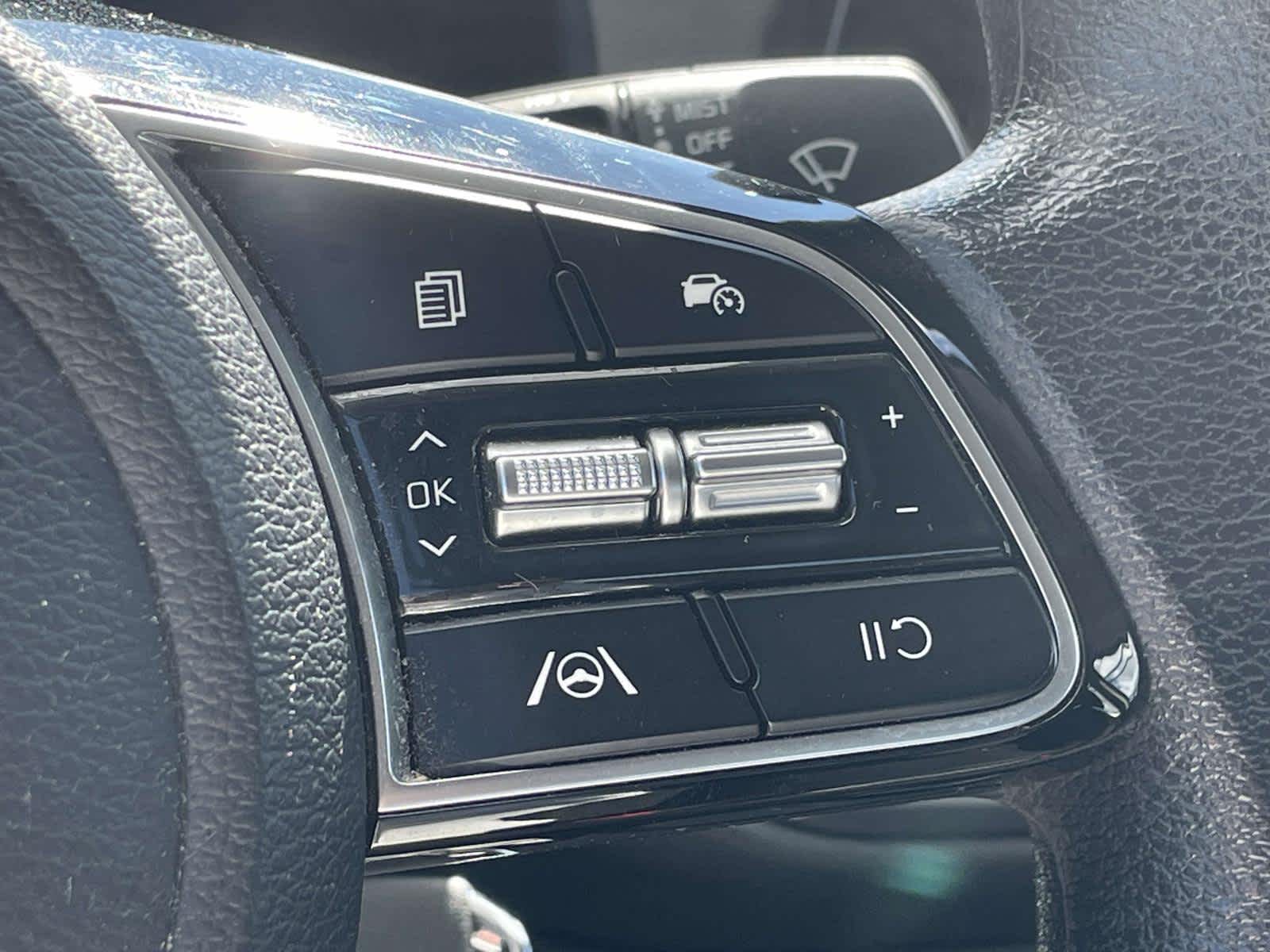2024 Kia Forte photo 30 of 34