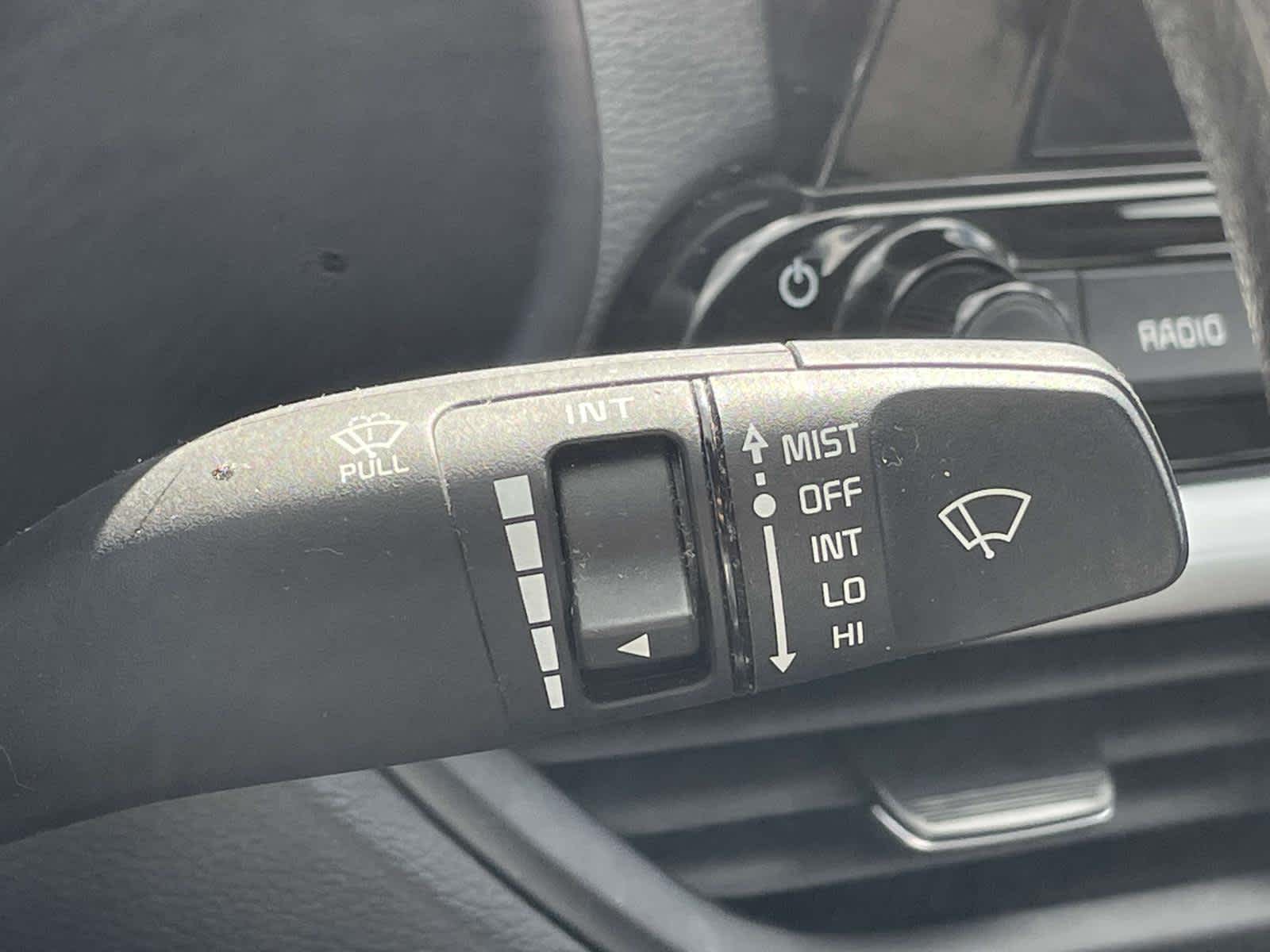 2024 Kia Forte photo 32 of 34