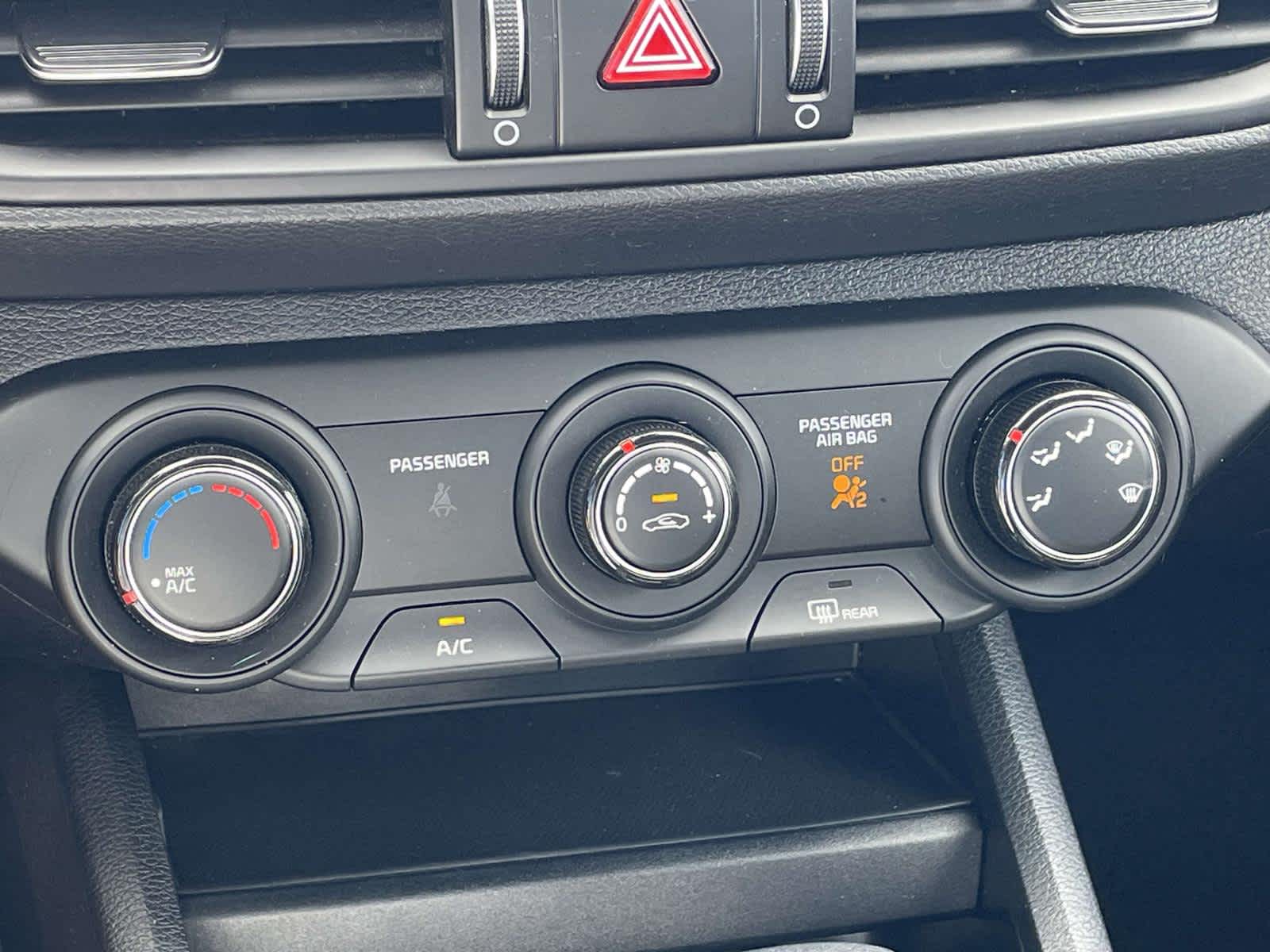 2024 Kia Forte photo 24 of 34