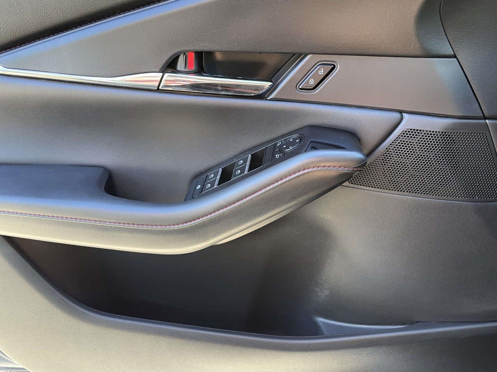 2024 Mazda CX-30 photo 26 of 33