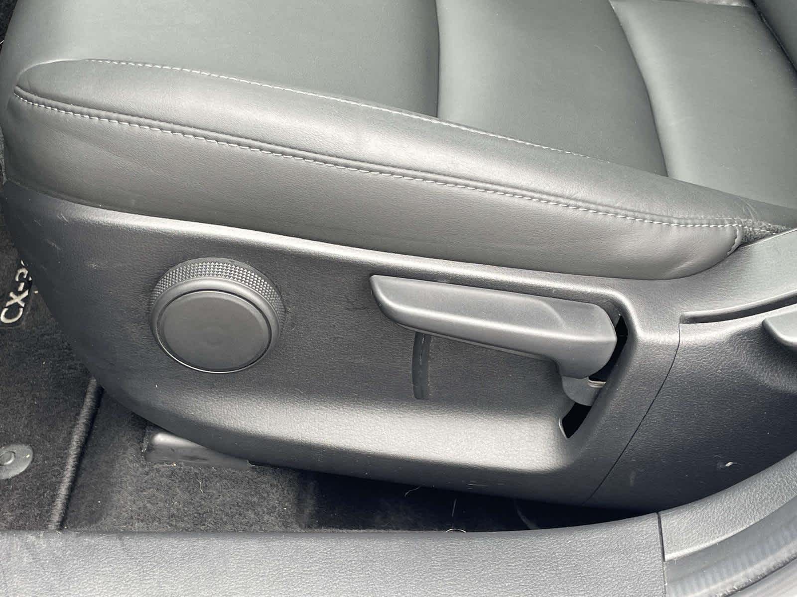 2024 Mazda CX-30 photo 17 of 36