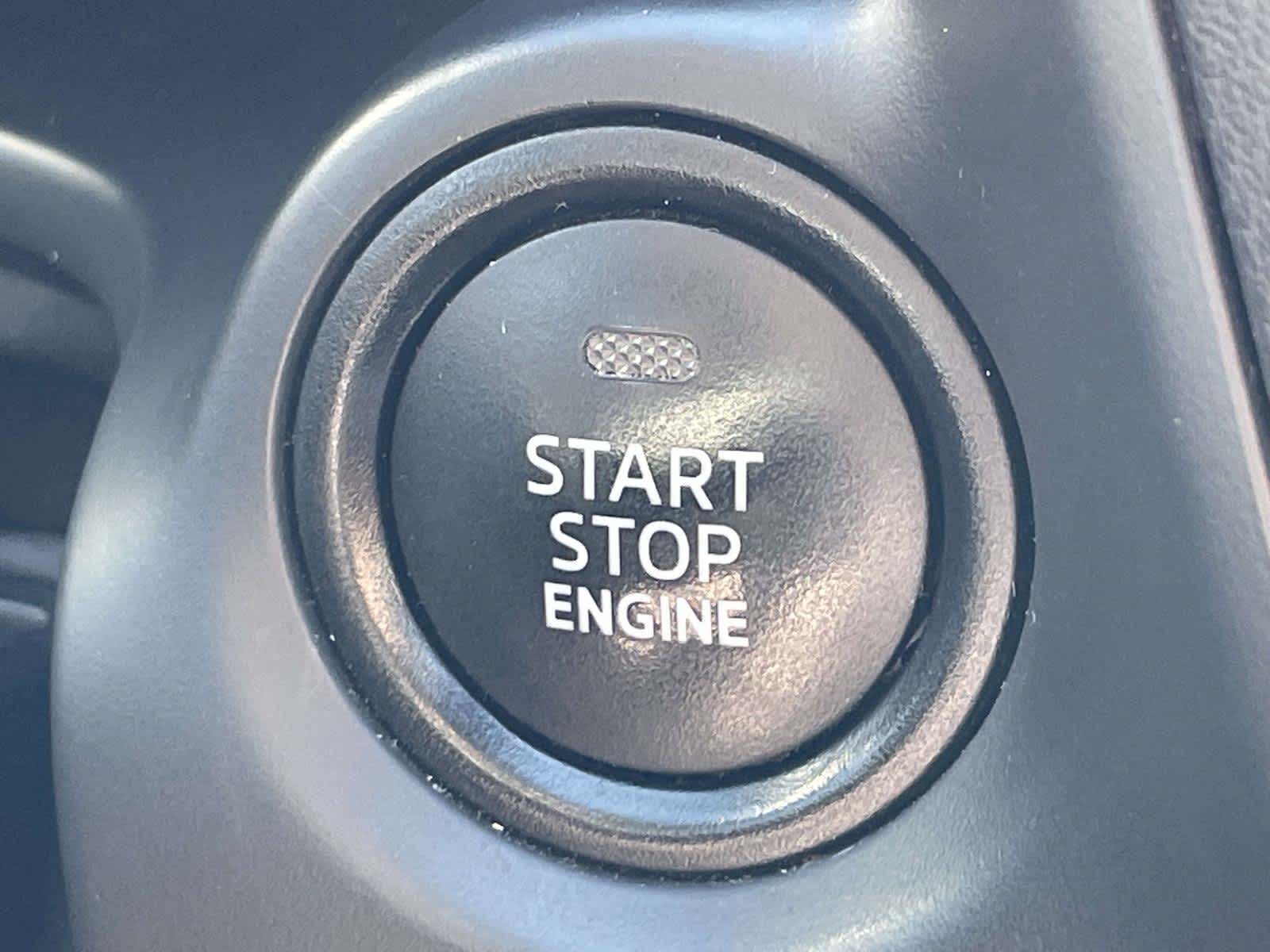 2018 Mazda Mazda3 4-Door photo 34 of 35