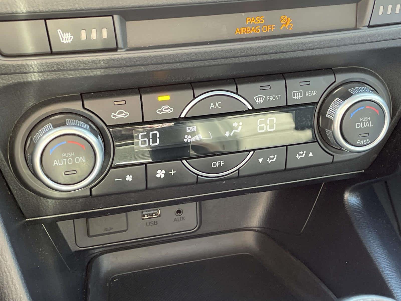2018 Mazda Mazda3 4-Door photo 26 of 35
