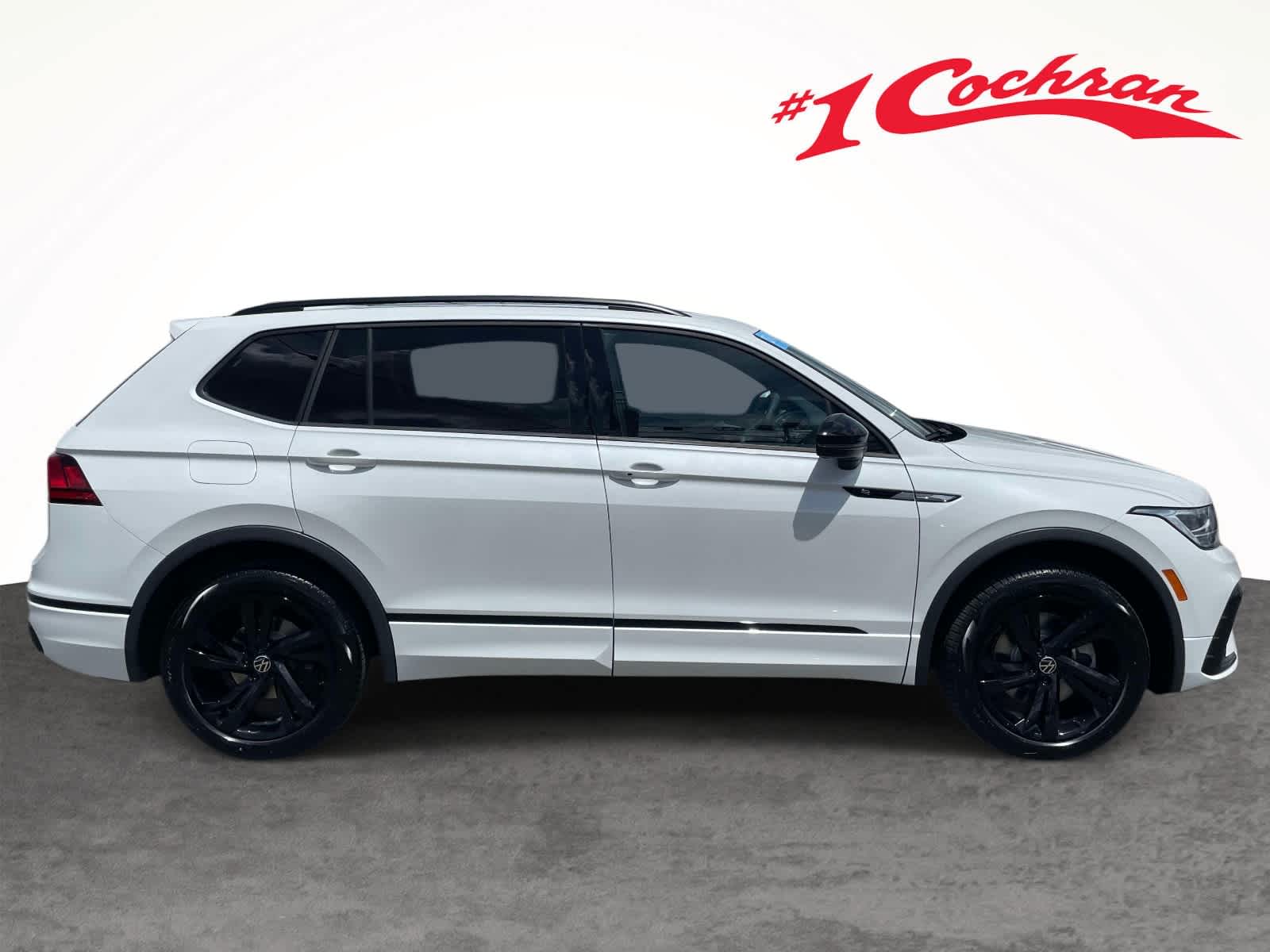 2024 Volkswagen Tiguan SE R-Line Black - 1