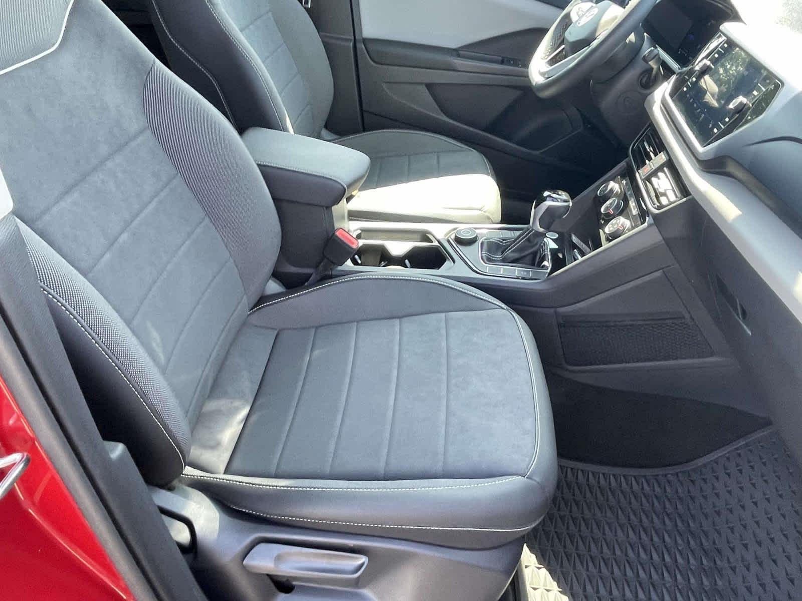 2023 Volkswagen Taos SE Kings Red Metallic at Nick Chevrolet