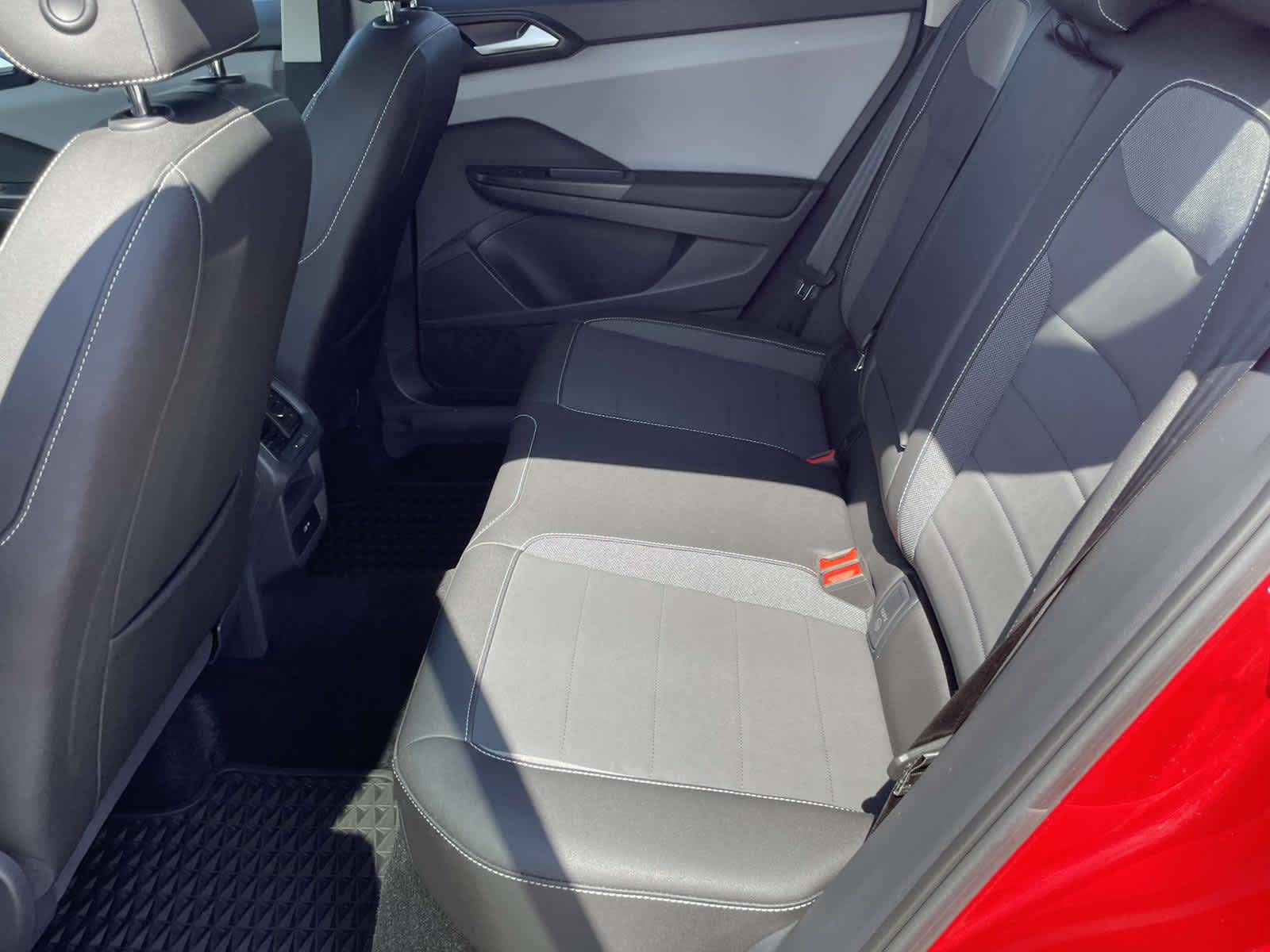 2023 Volkswagen Taos SE Kings Red Metallic at Nick Chevrolet