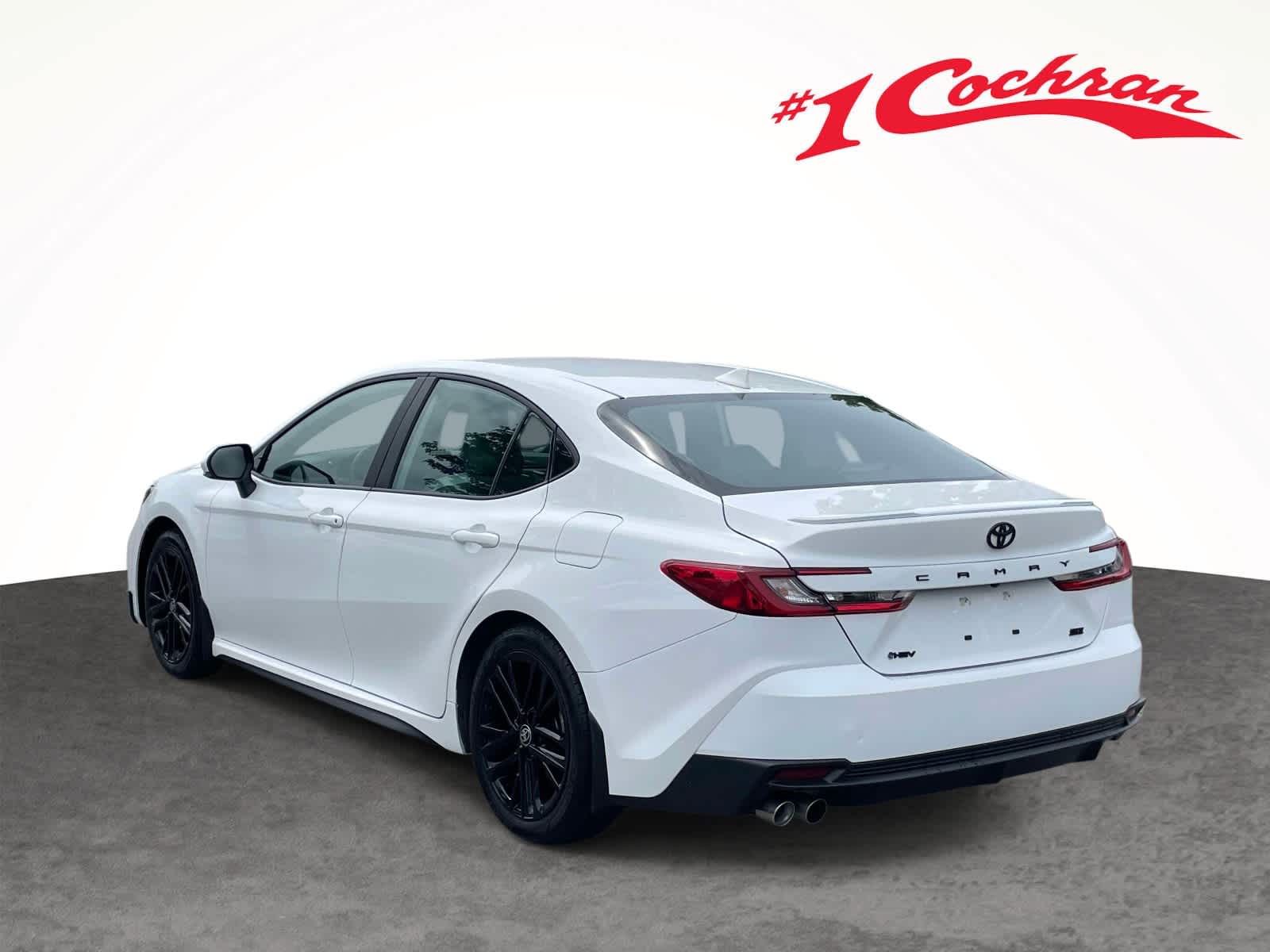 2025 Toyota Camry SE - 4