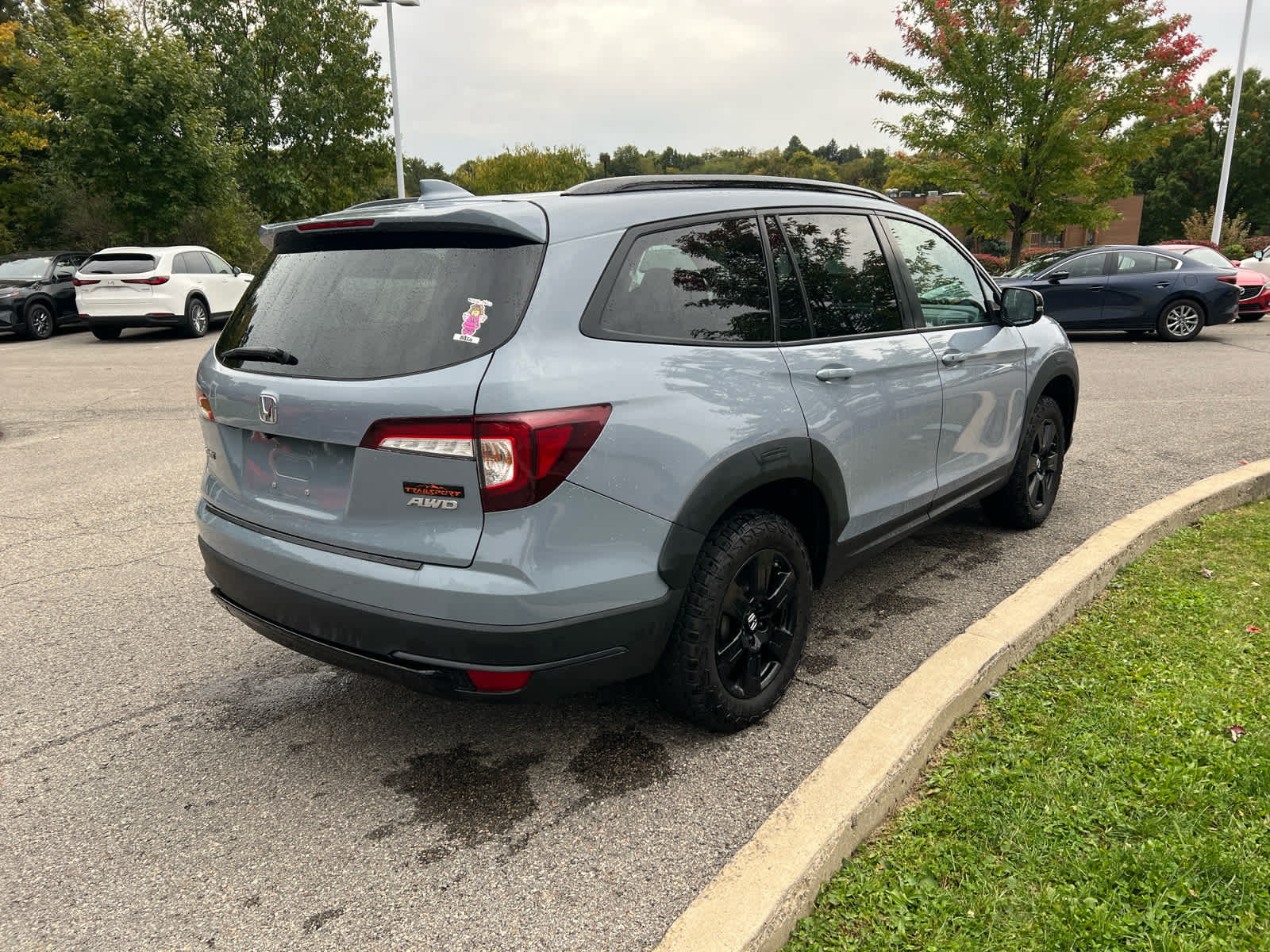 2022 Honda Pilot photo 5 of 16
