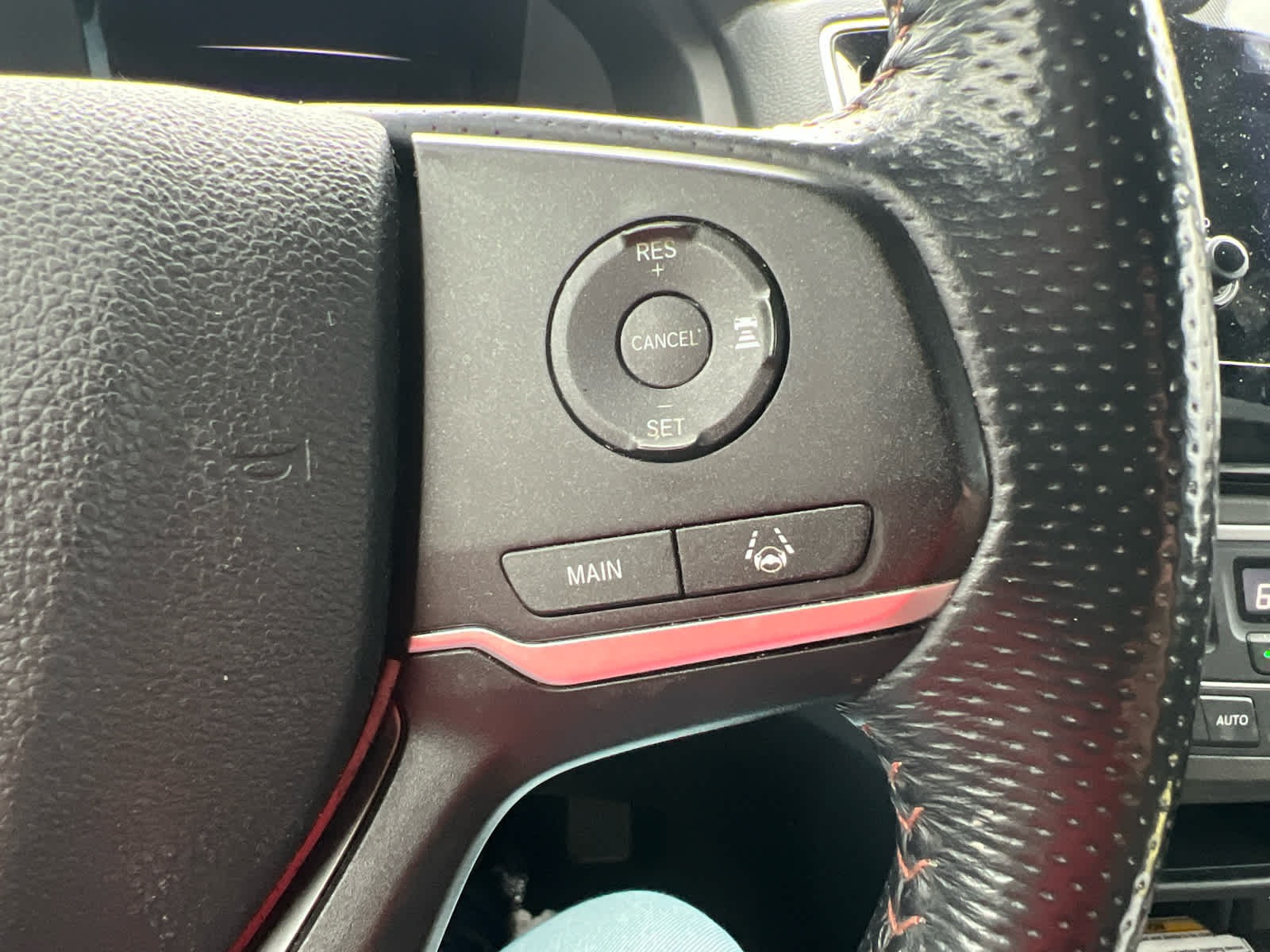 2022 Honda Pilot photo 11 of 16
