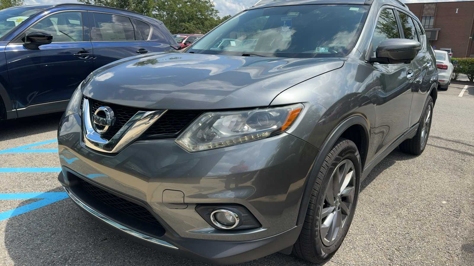 2016 Nissan Rogue SL Gun Metallic at Cochran Mazda