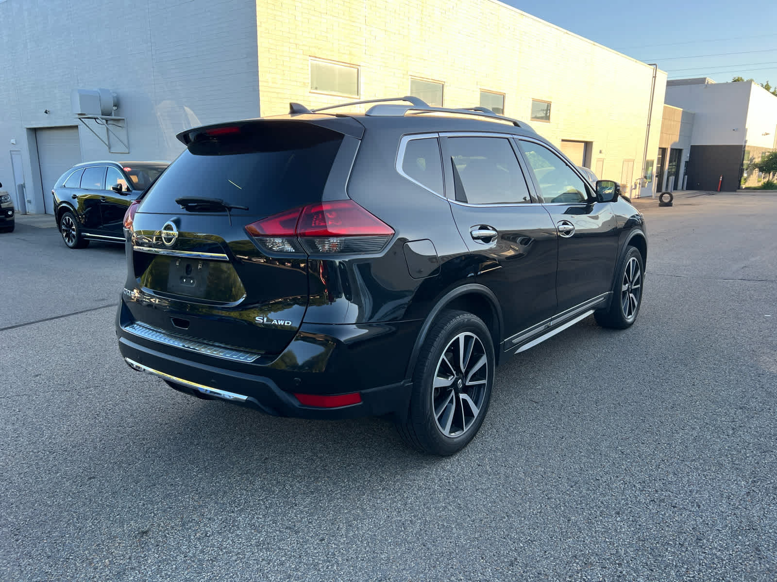 2019 Nissan Rogue SL - 4