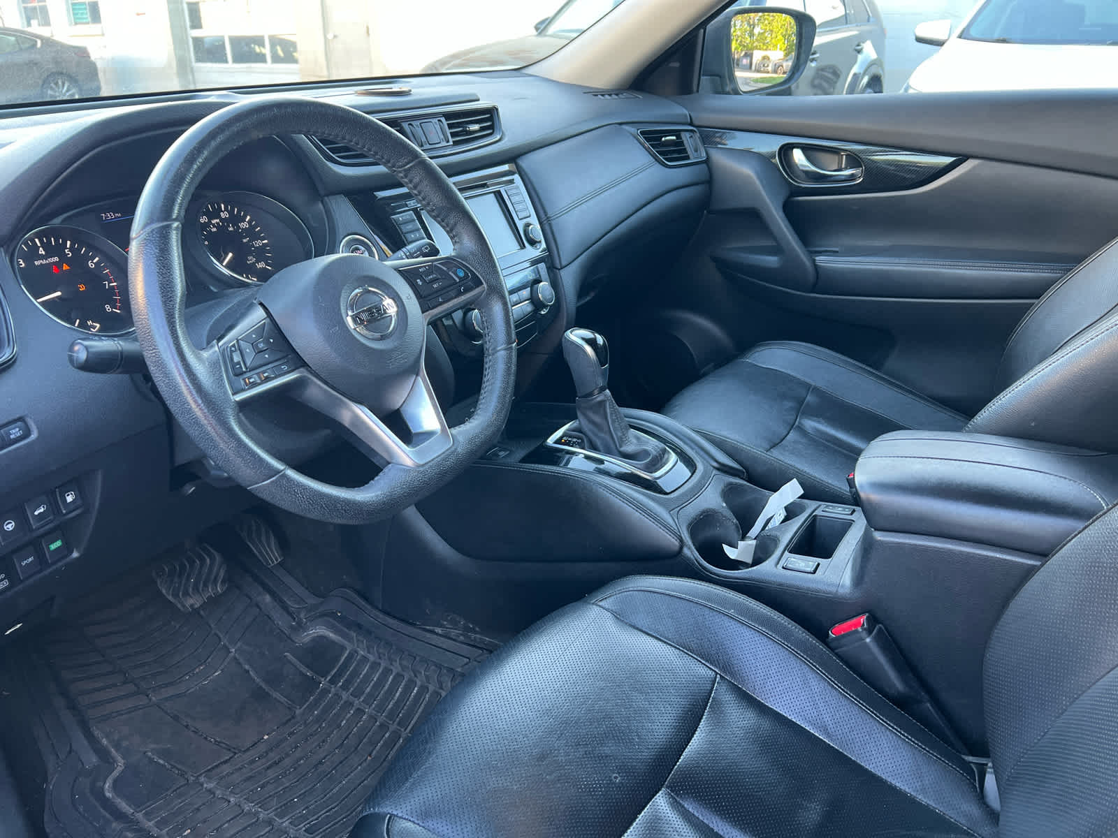 2019 Nissan Rogue SL - 8