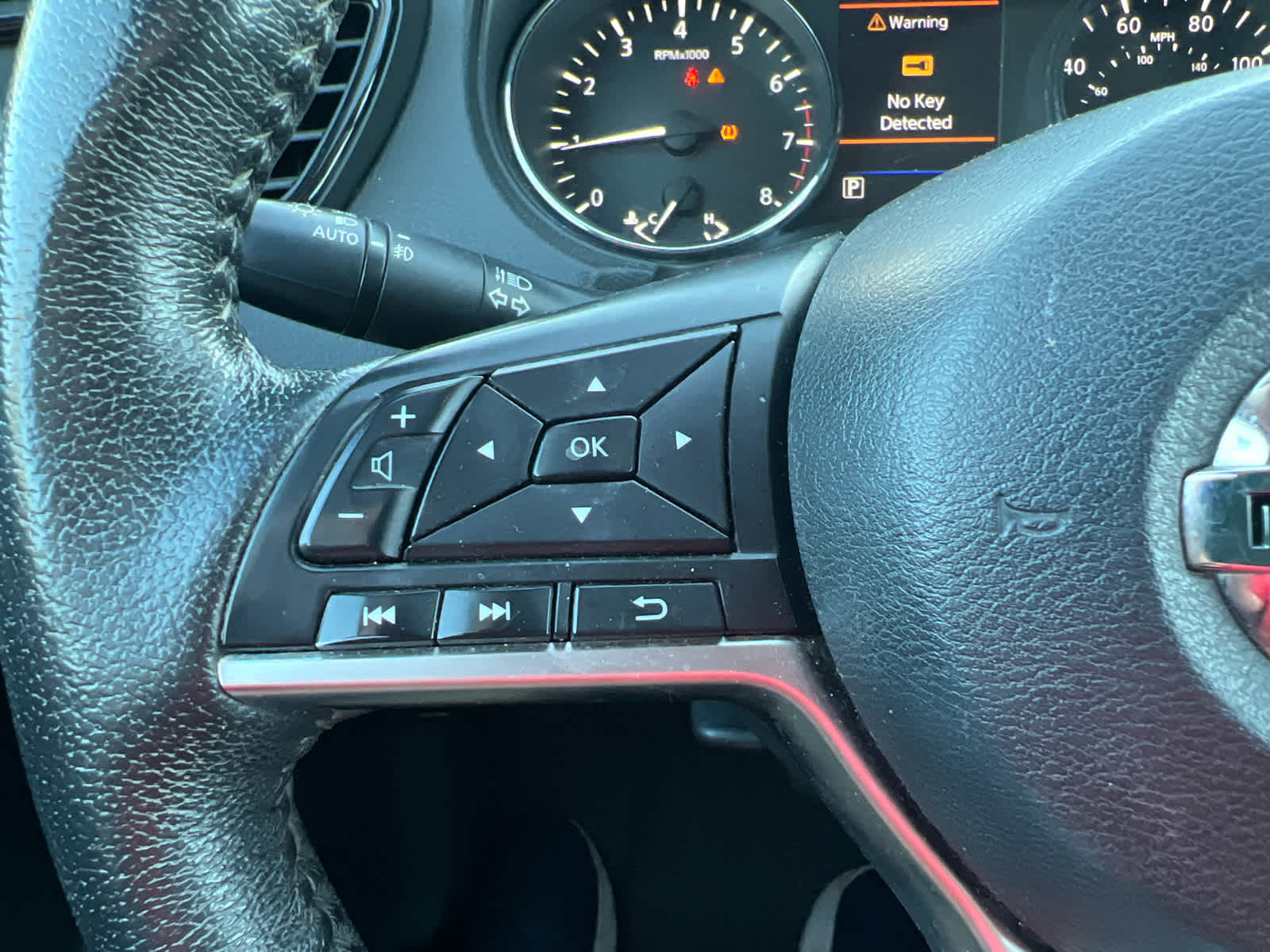 2019 Nissan Rogue SL - 10