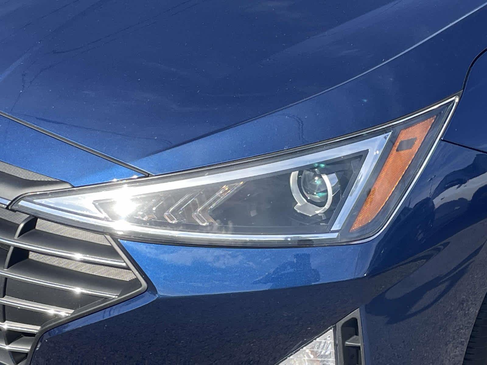 2020 Hyundai Elantra photo 12 of 33