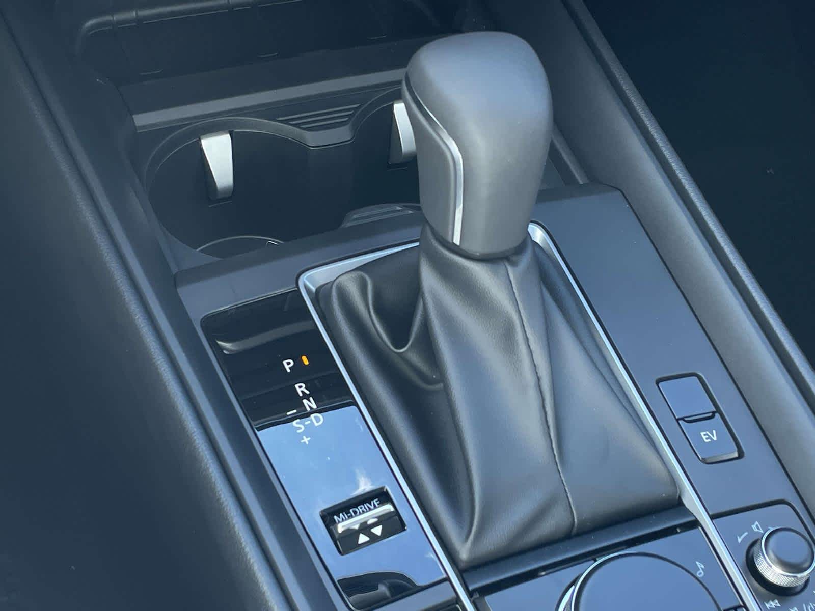 2026 Mazda CX-50 Hybrid photo 28 of 36