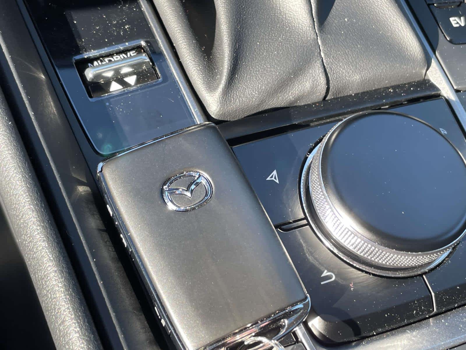 2026 Mazda CX-50 Hybrid photo 4 of 33