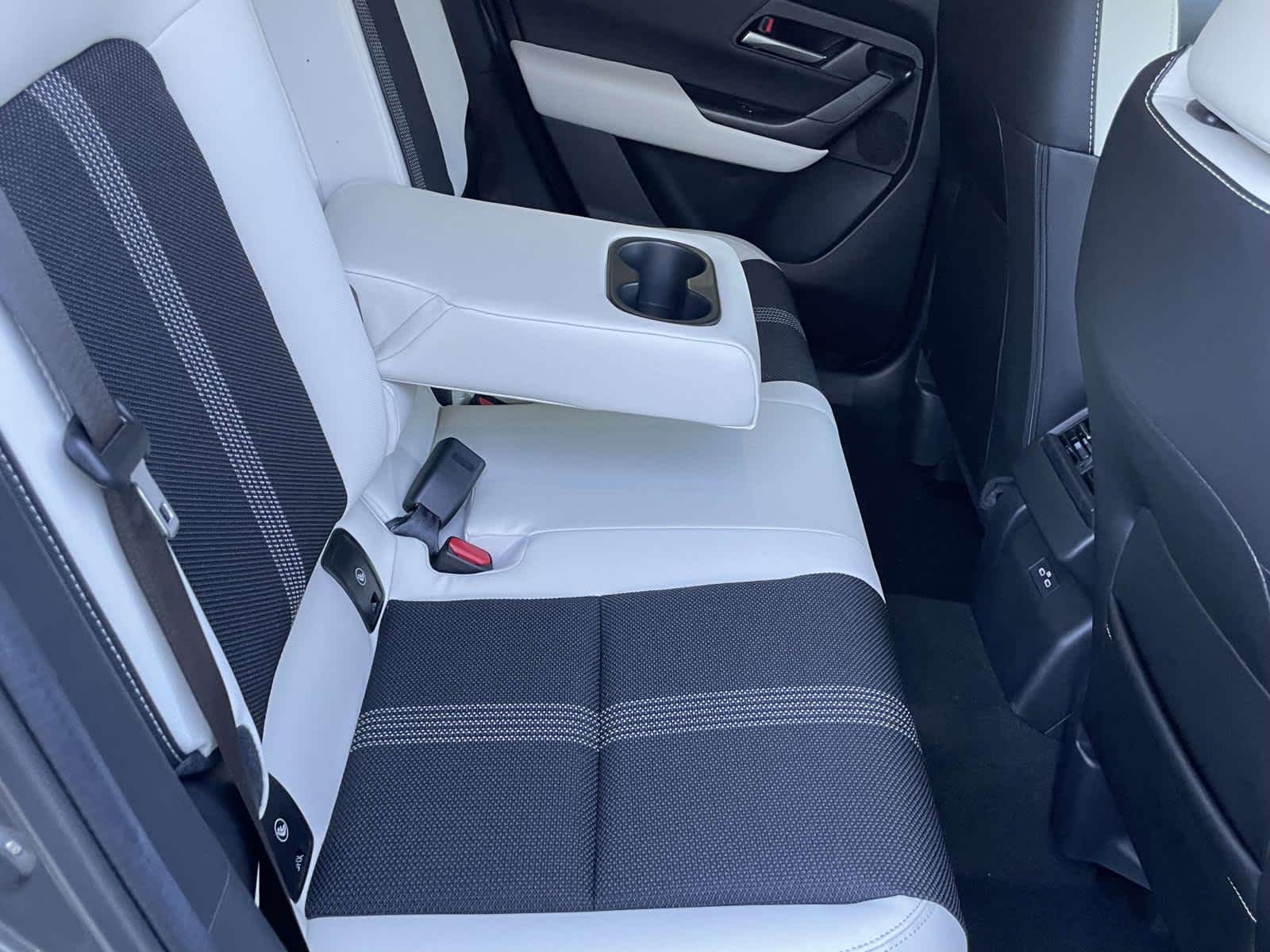 2026 Mazda CX-50 photo 19 of 33