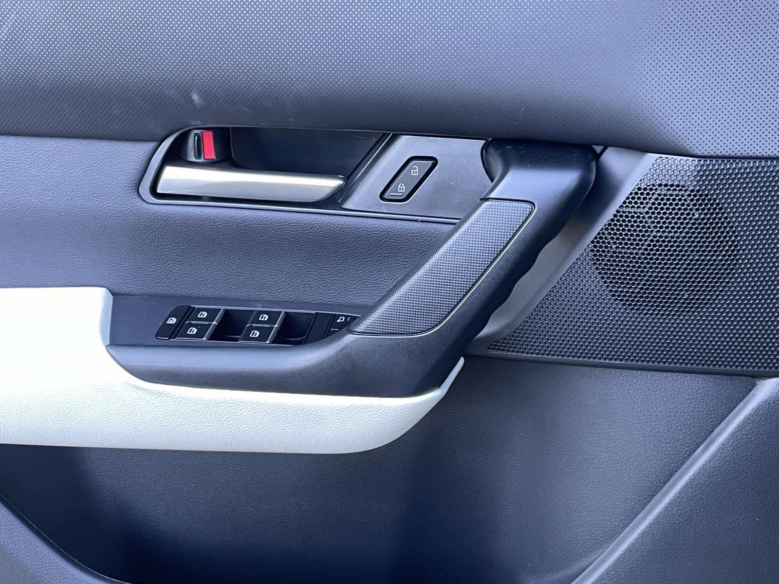 2026 Mazda CX-50 photo 26 of 33