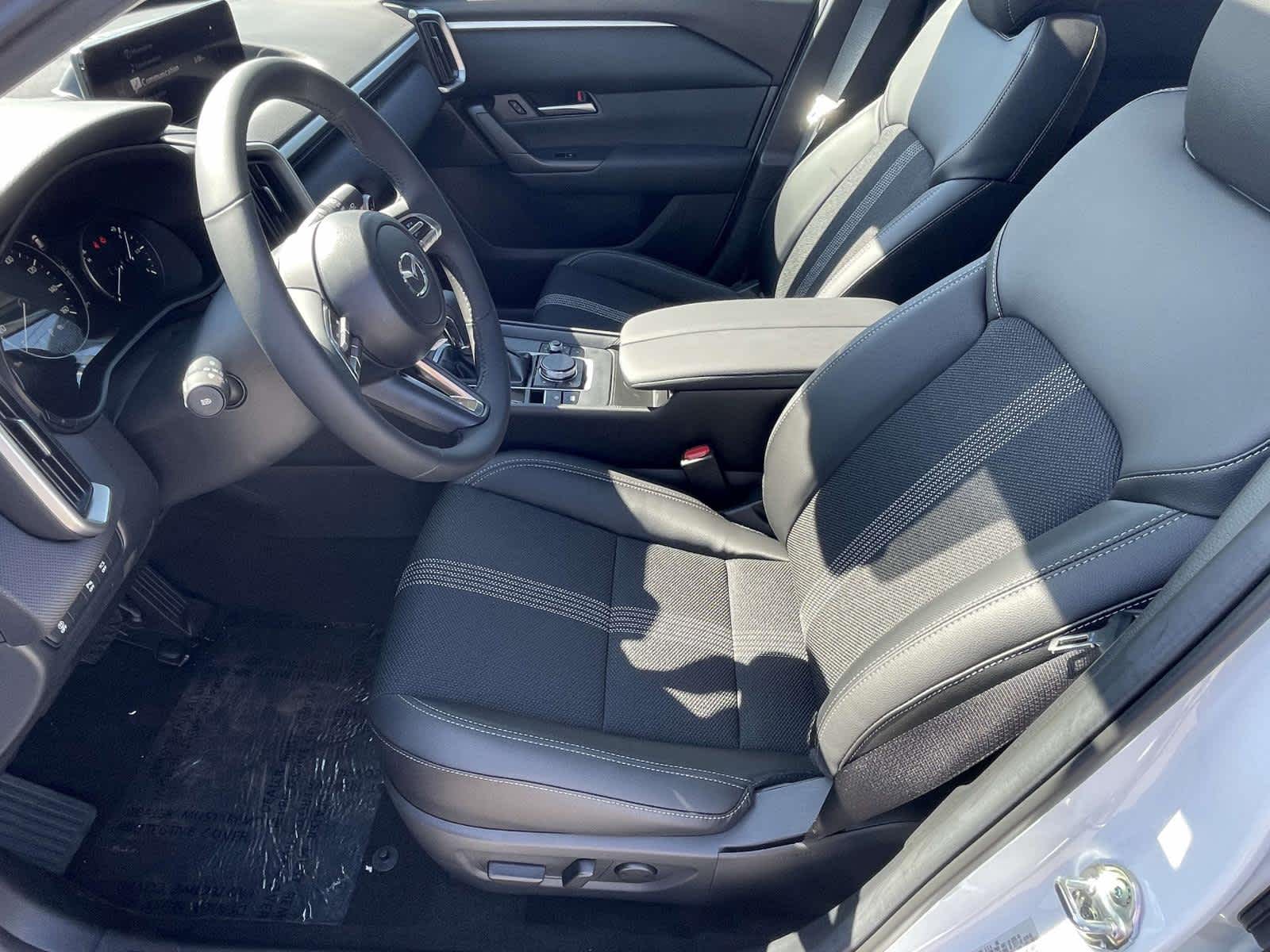 2026 Mazda CX-50 photo 16 of 35