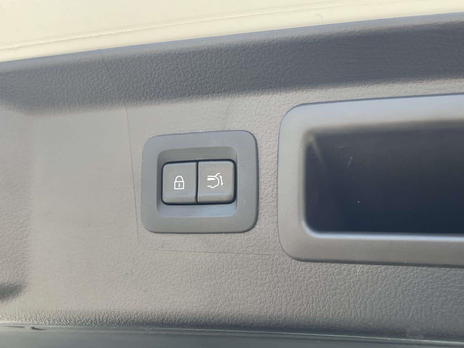 2024 Mazda CX-50 2.5 S Preferred Package Wind Chill Pearl at Cochran Mazda
