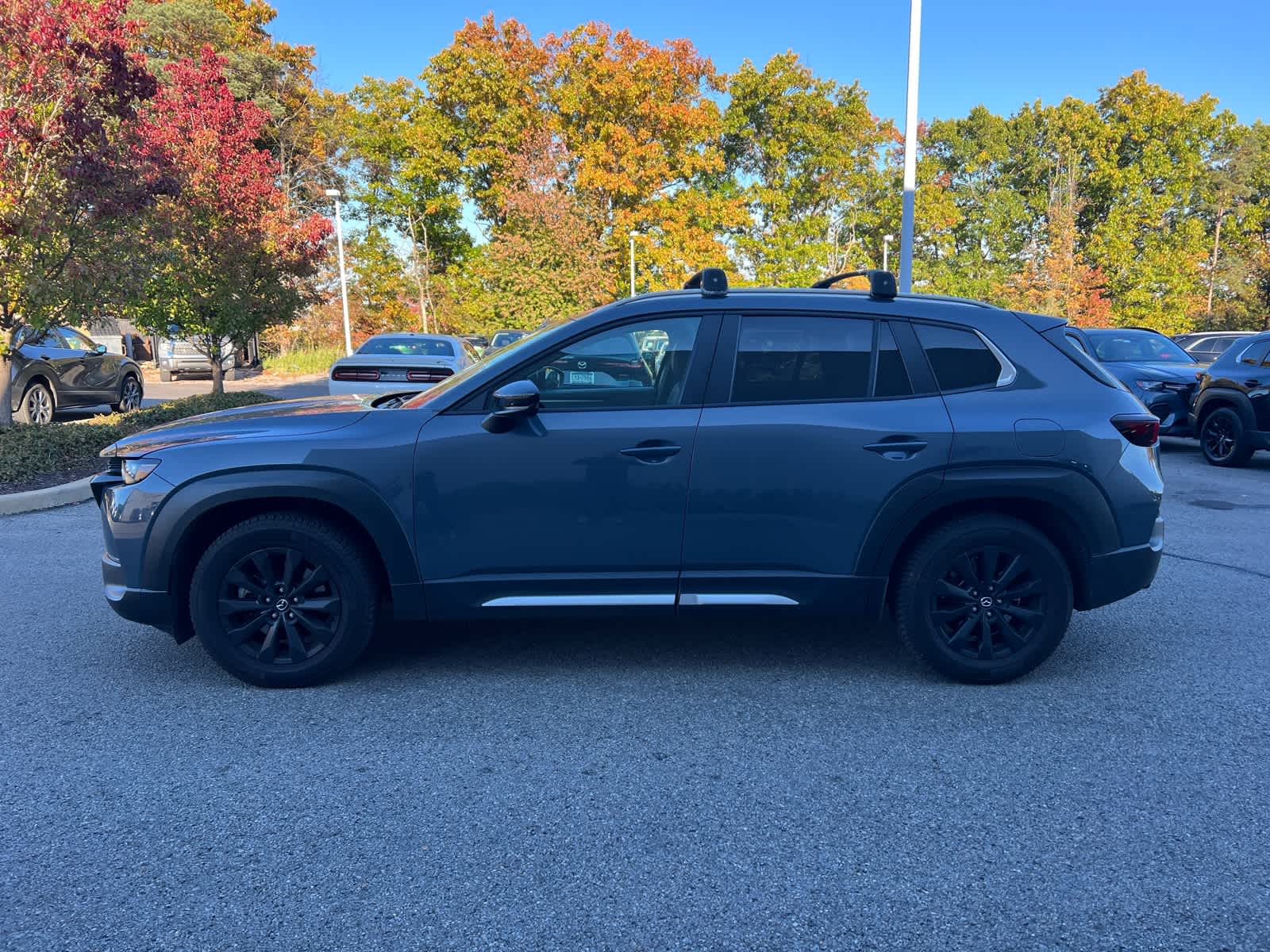 2024 Mazda CX-50 photo 2 of 9