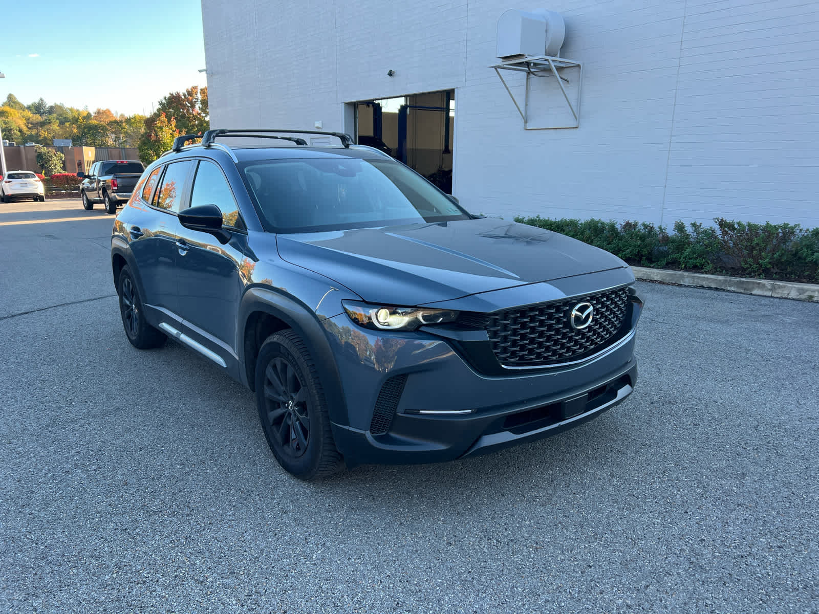 2024 Mazda CX-50 photo 4 of 9