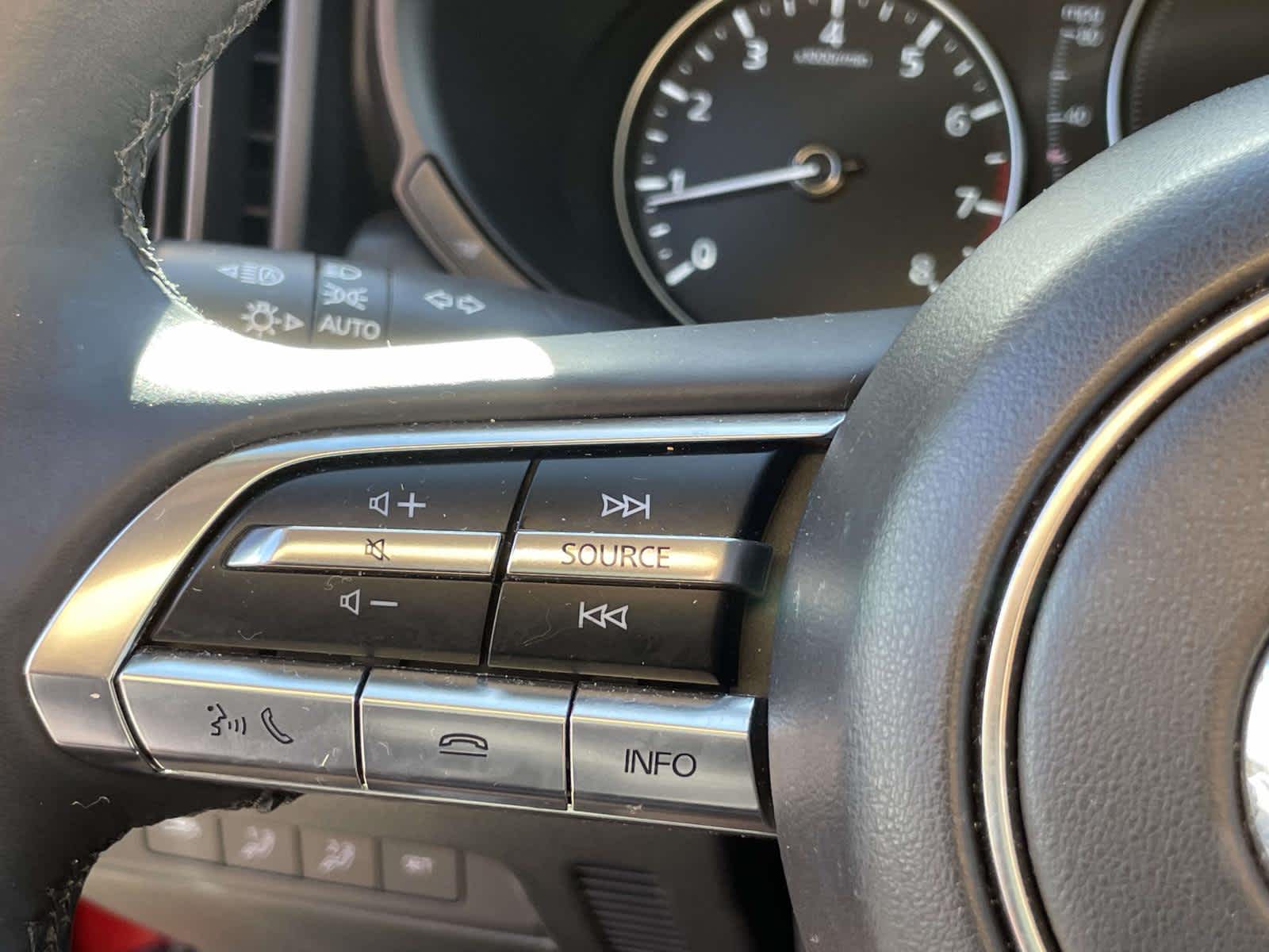 2024 Mazda CX-50 photo 25 of 30