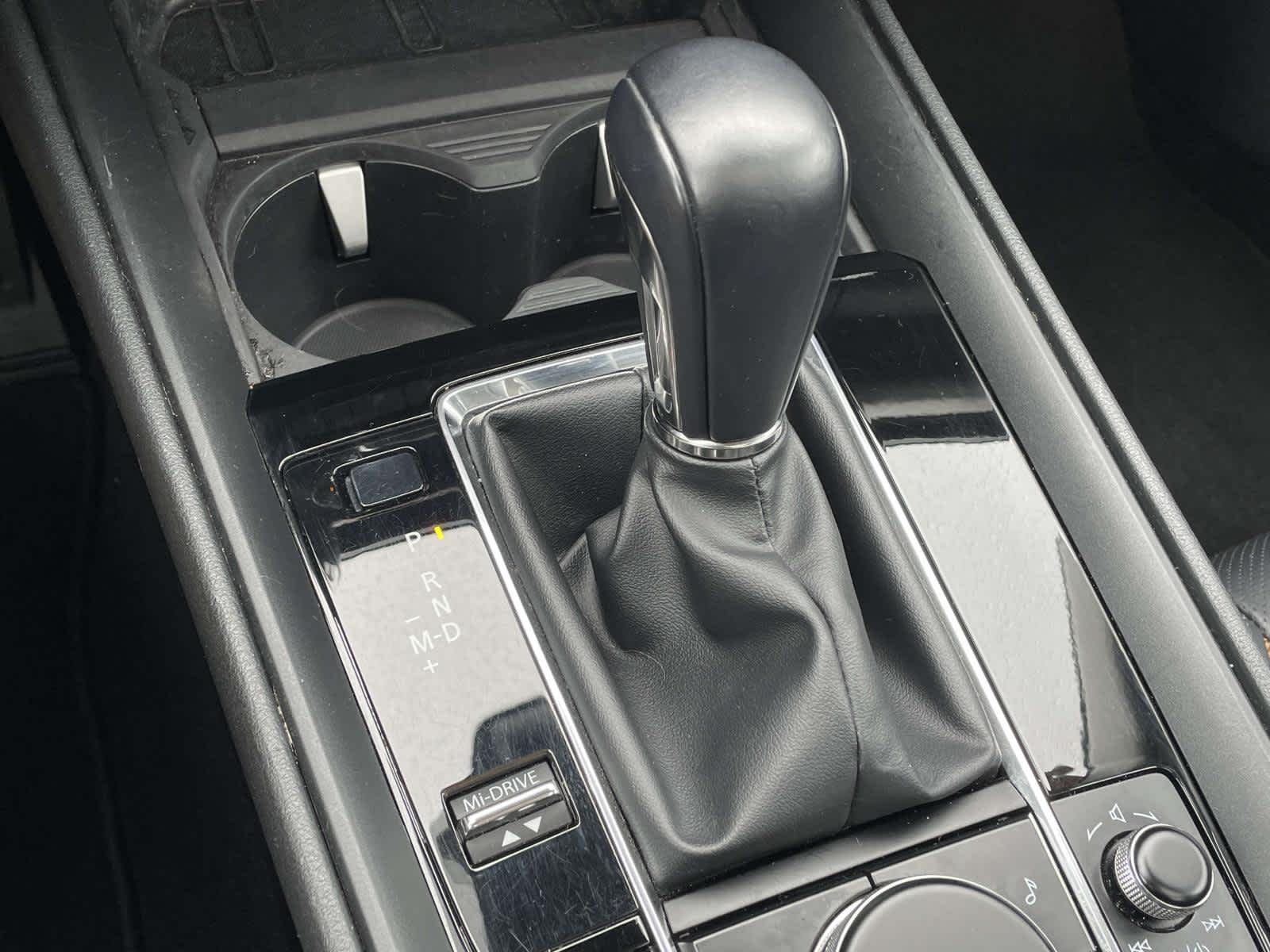 2024 Mazda CX-50 photo 28 of 37