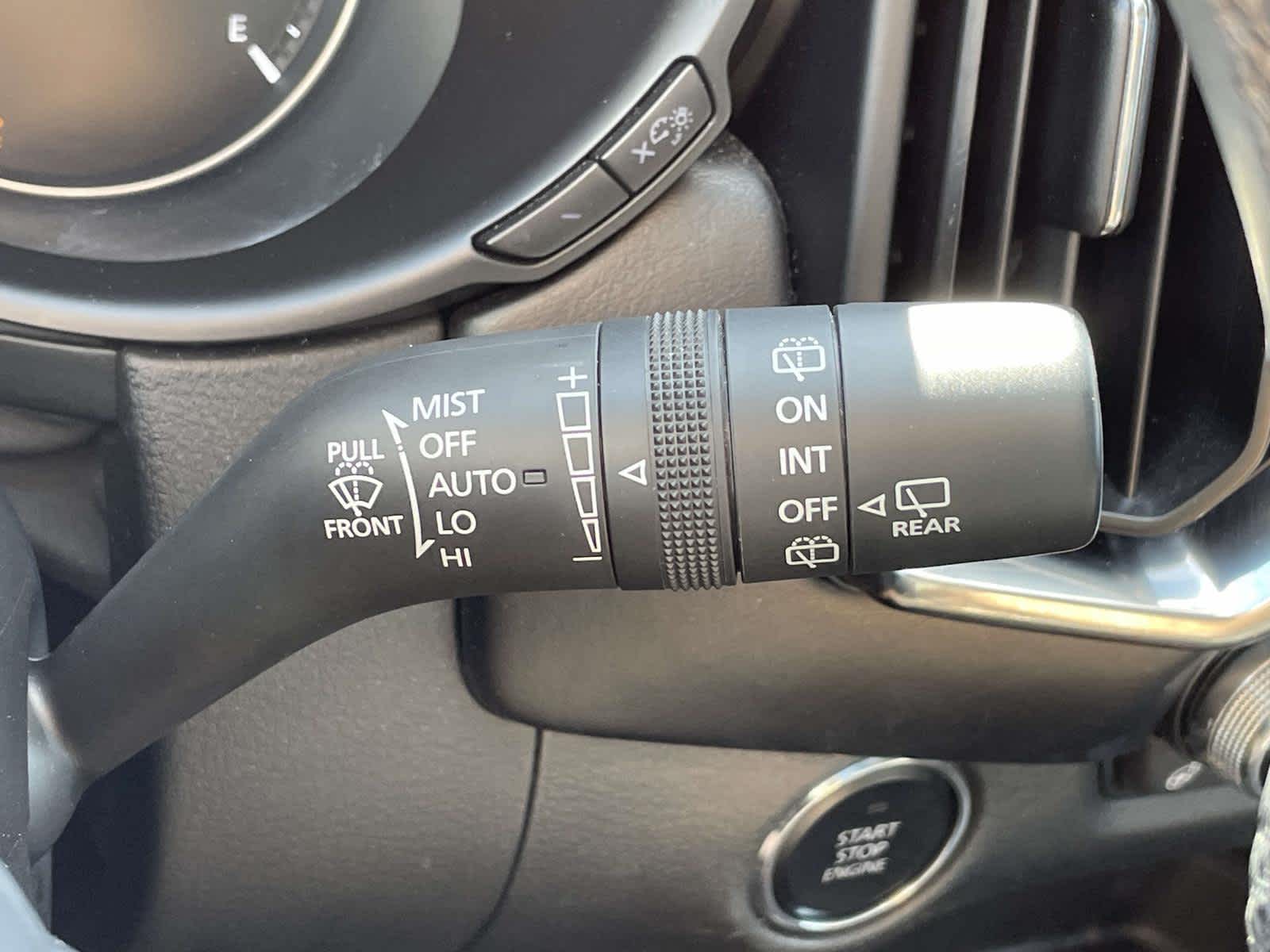 2024 Mazda CX-50 photo 34 of 36