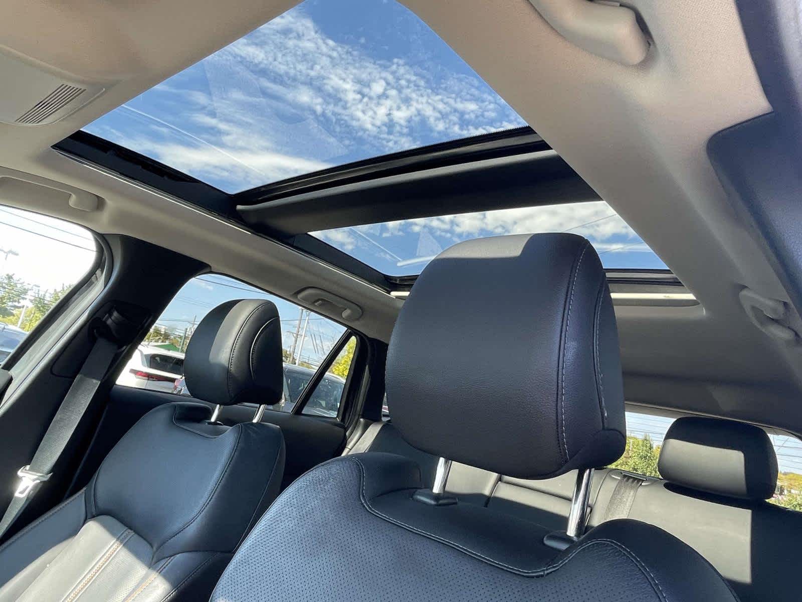 2024 Mazda CX-50 photo 5 of 36