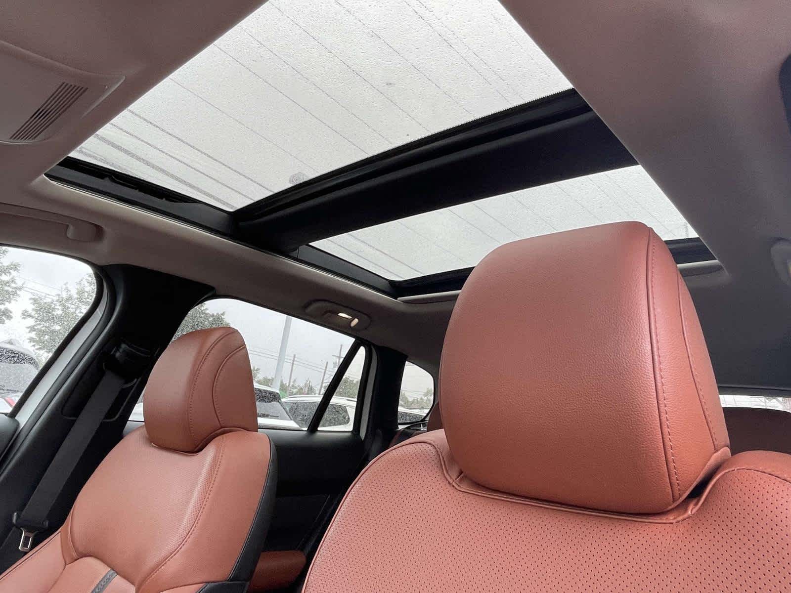 2024 Mazda CX-50 photo 5 of 36