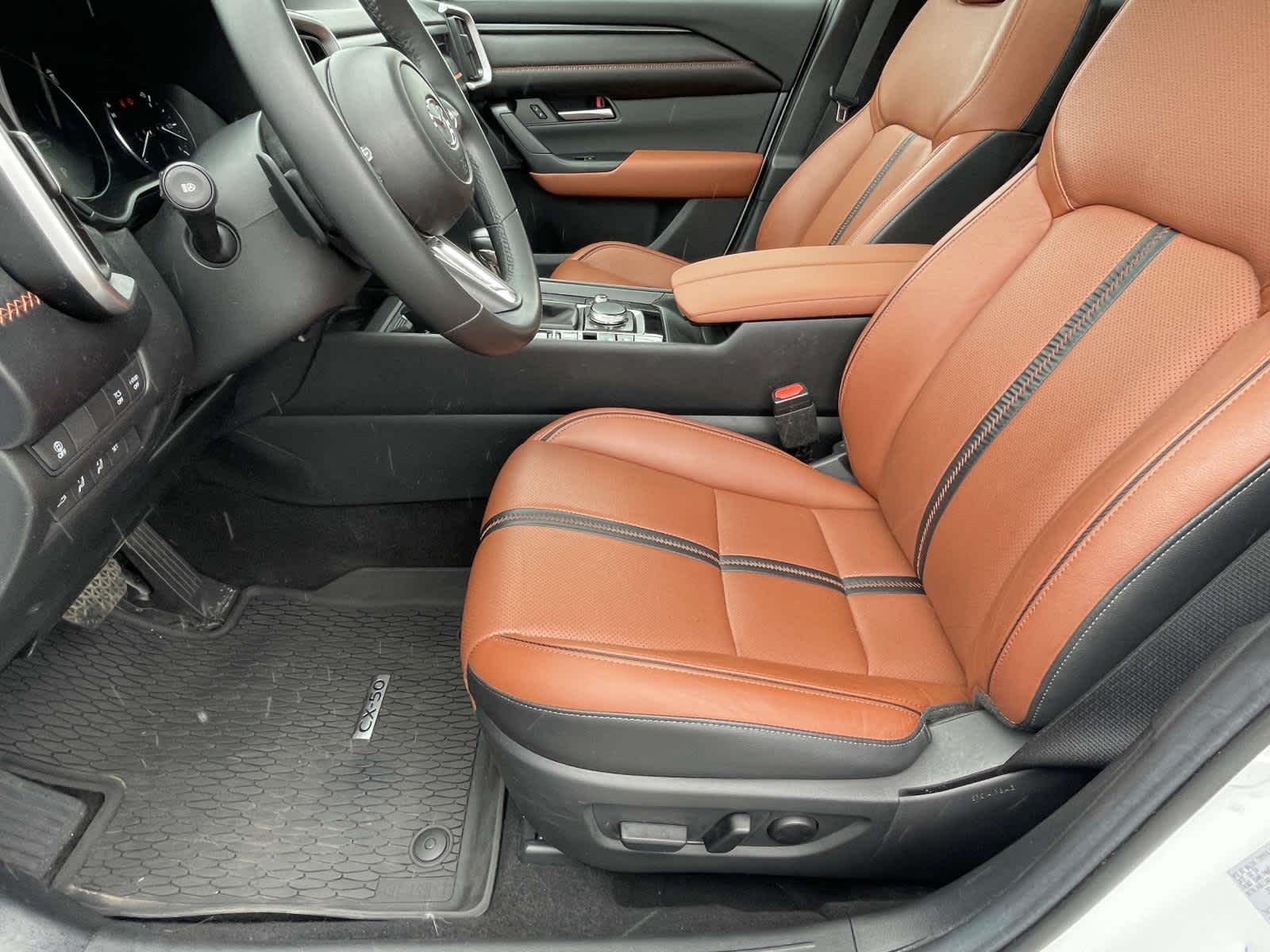 2024 Mazda CX-50 photo 16 of 36