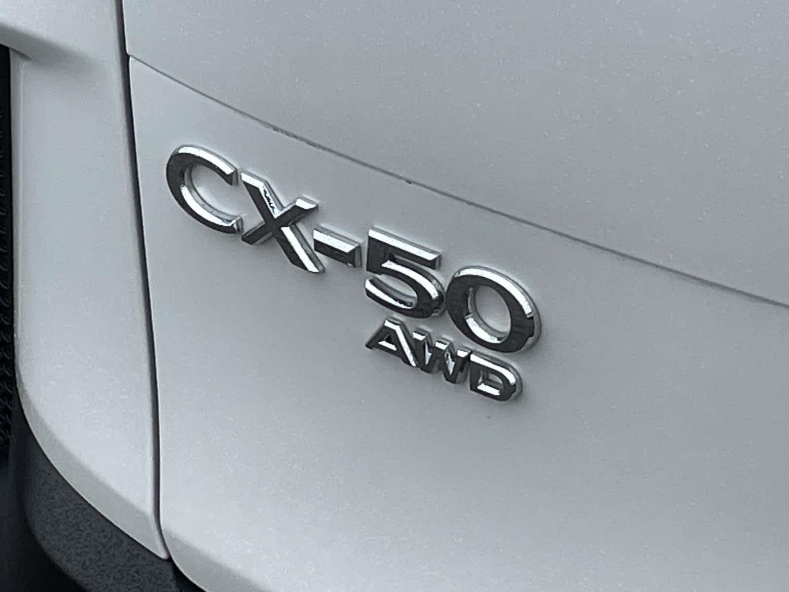 2024 Mazda CX-50 photo 19 of 36