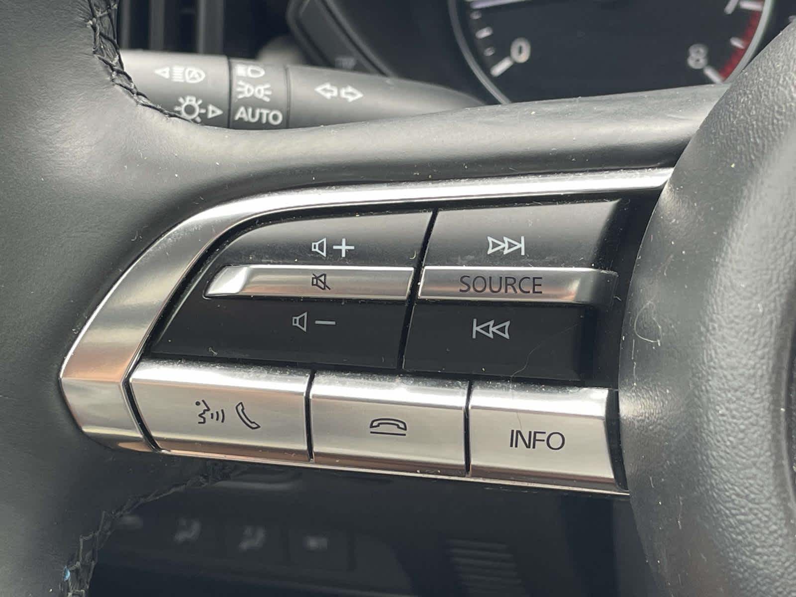 2024 Mazda CX-50 photo 31 of 36