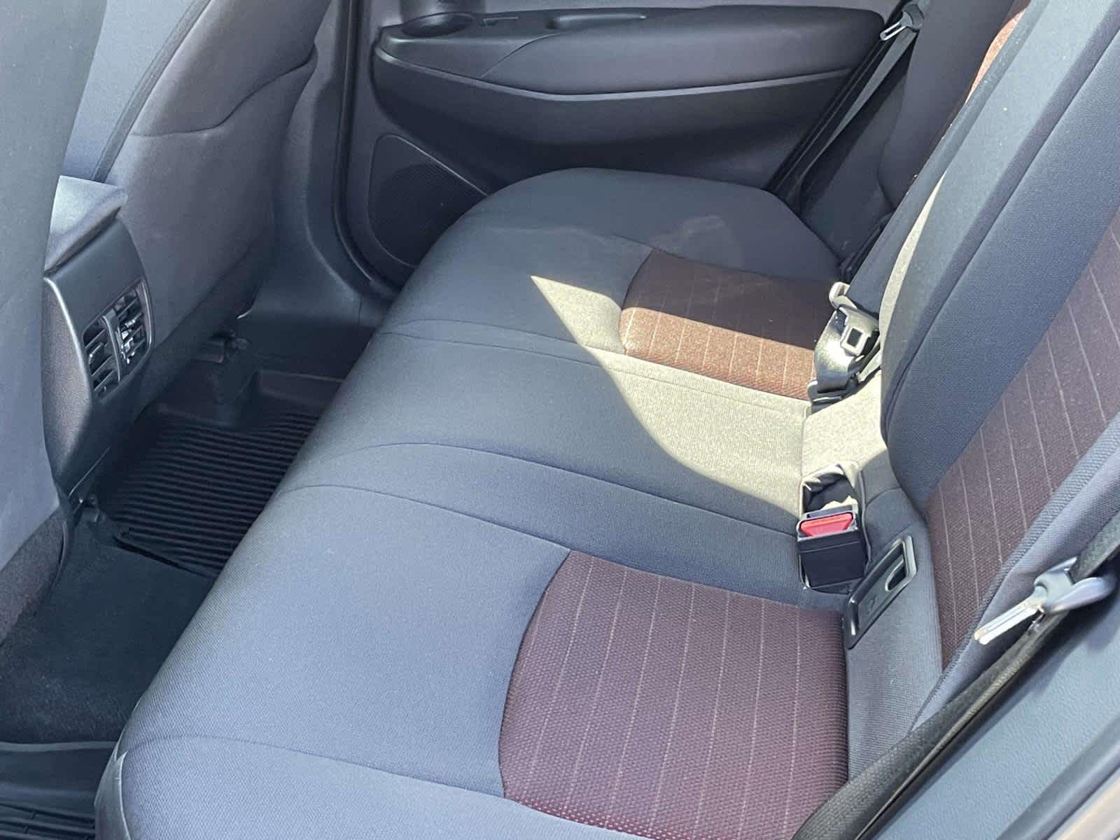 2024 Toyota Corolla Cross photo 18 of 35