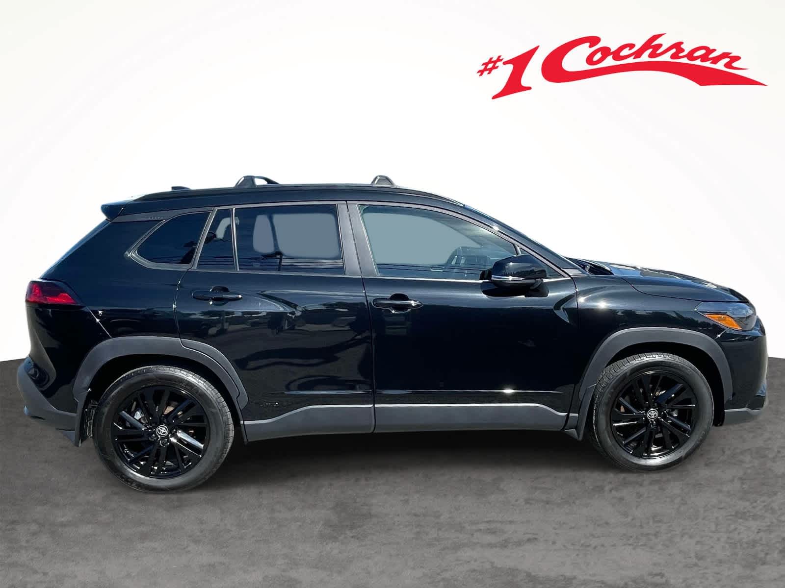2024 Toyota Corolla Cross photo 6 of 35