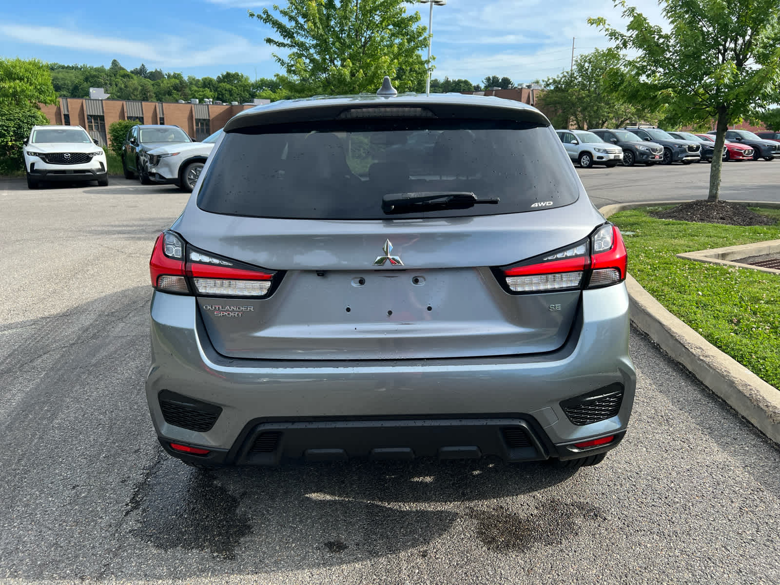 2021 Mitsubishi Outlander Sport SE - 3