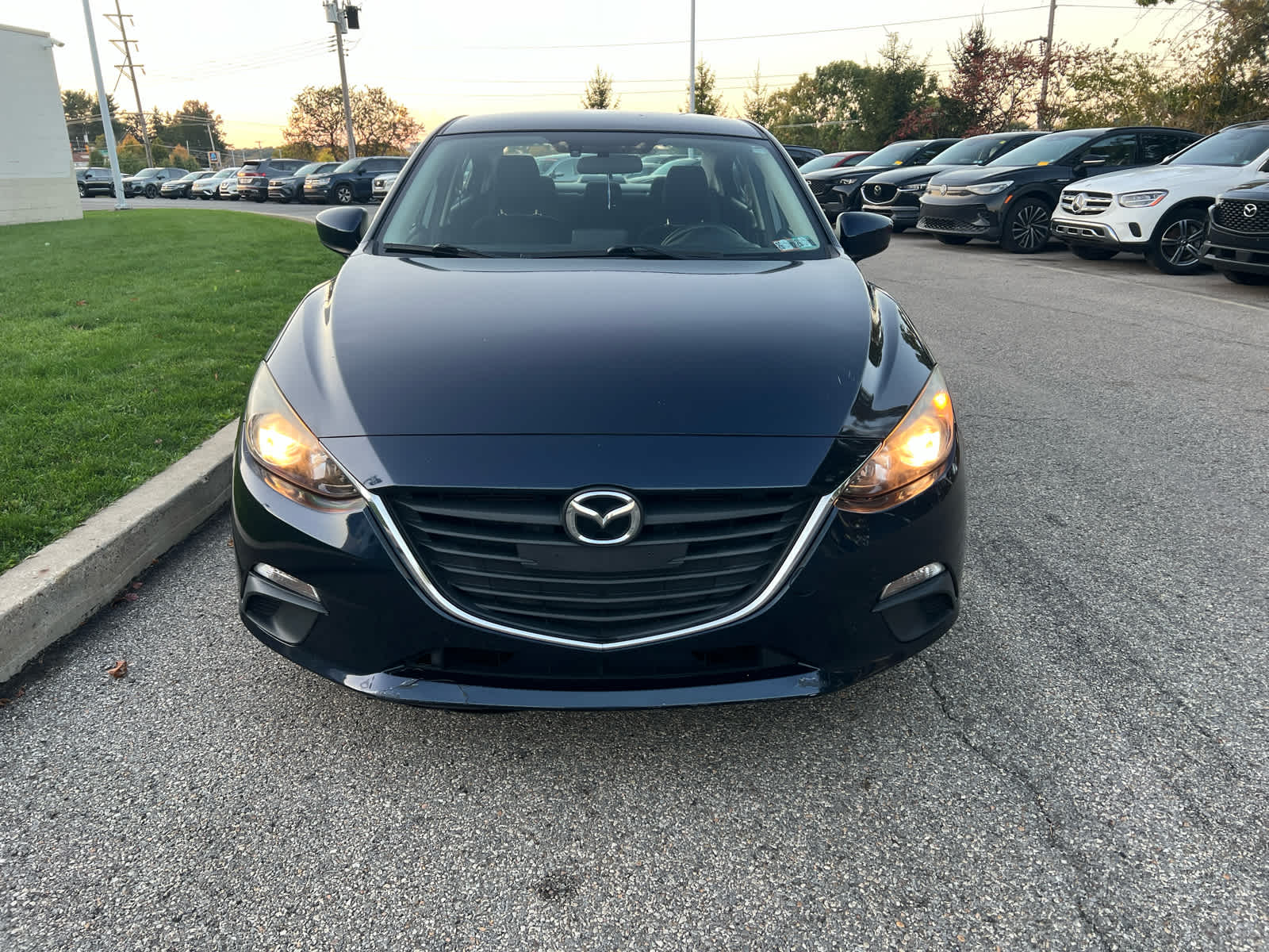 2016 Mazda Mazda3 photo 5 of 11
