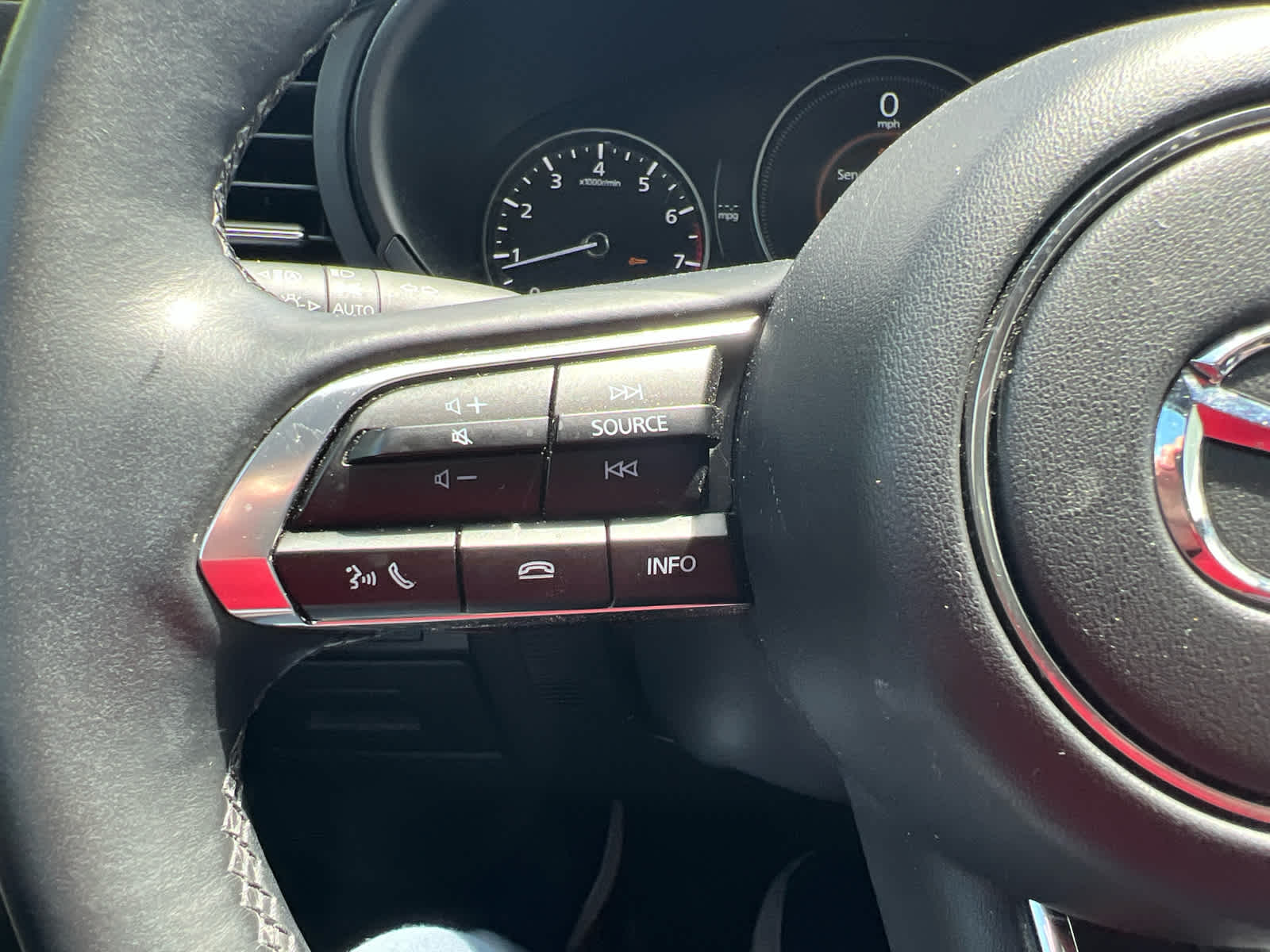 2024 Mazda Mazda3 Hatchback 2.5 Turbo Premium Plus - 7