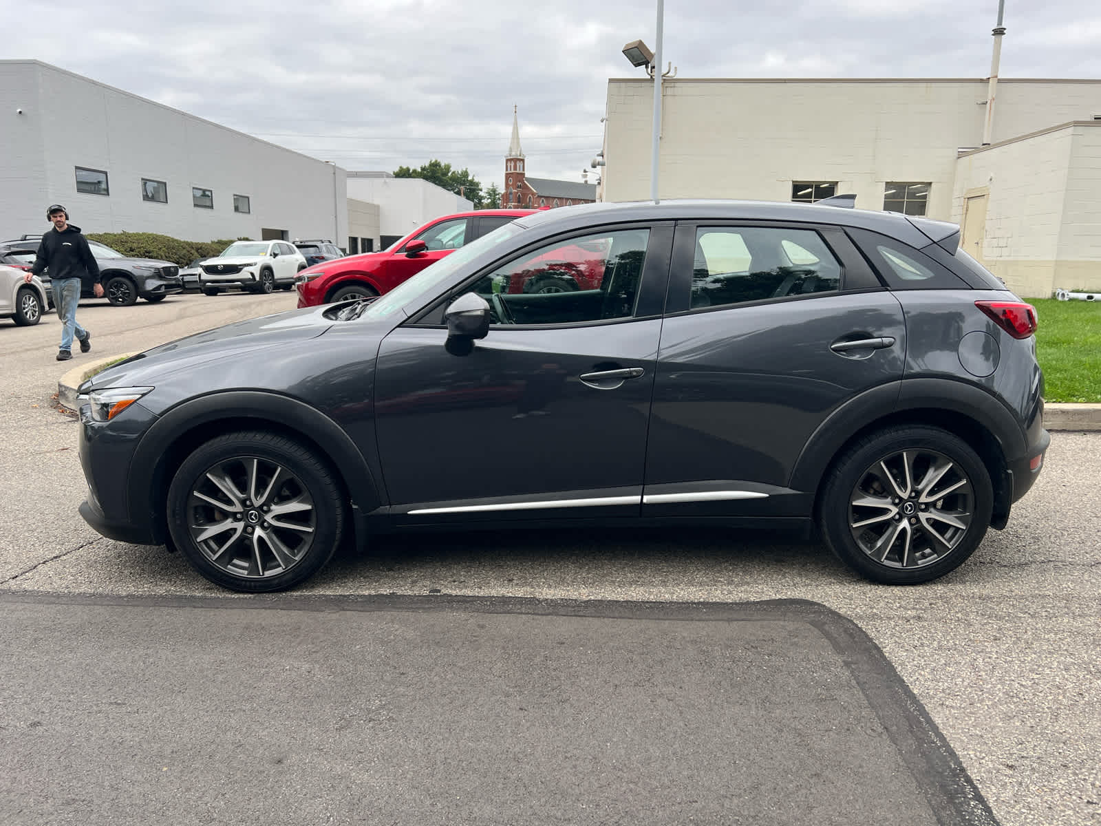 2016 Mazda CX-3 photo 2 of 13