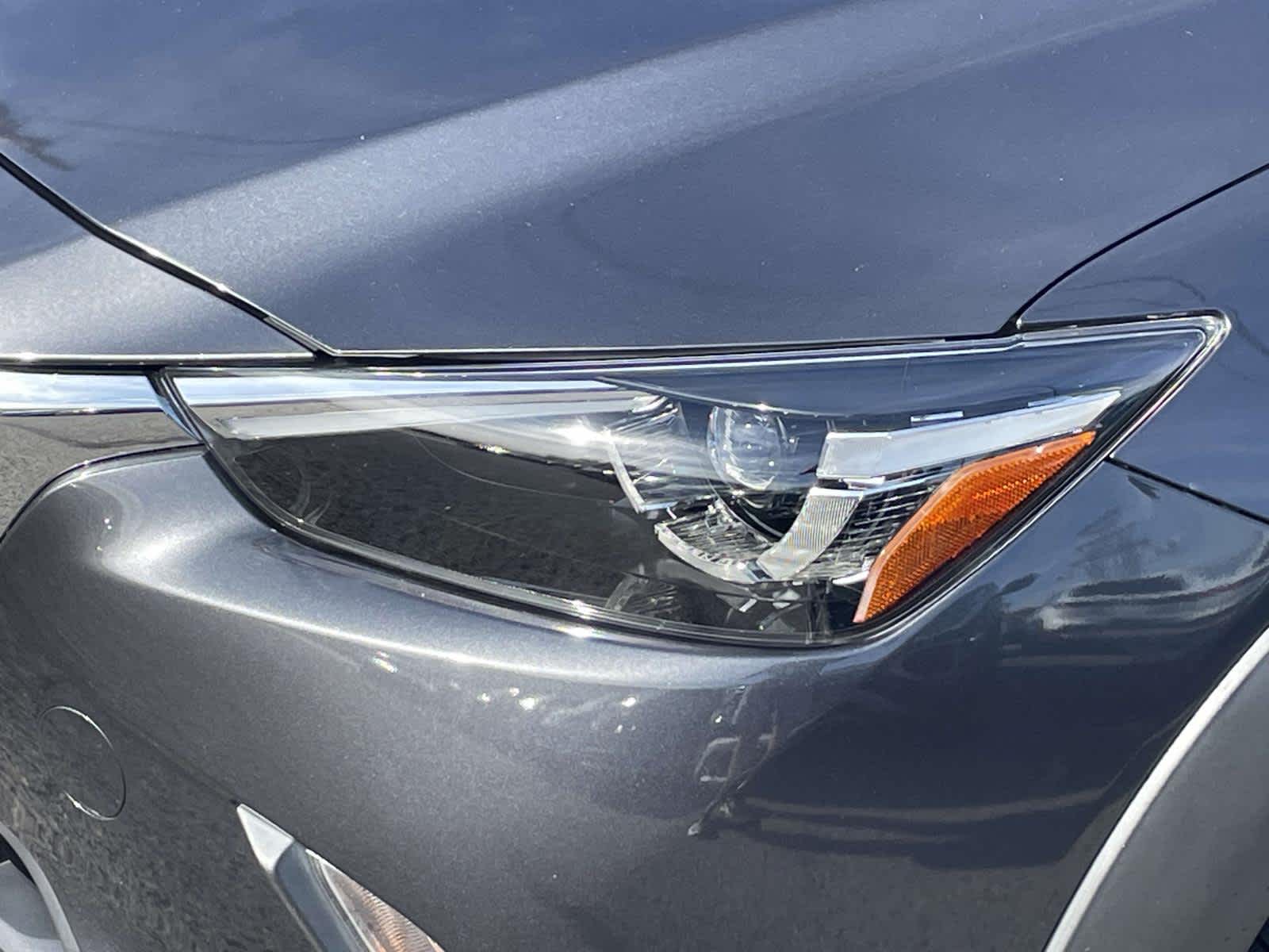 2016 Mazda CX-3 photo 13 of 36
