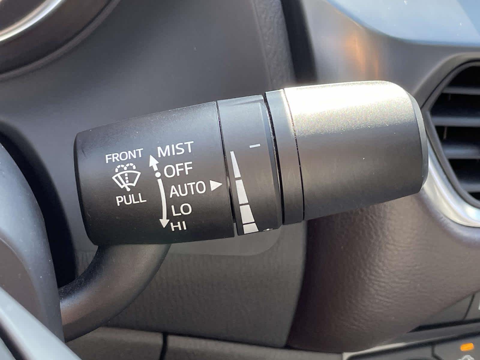 2016 Mazda Mazda6 photo 32 of 34