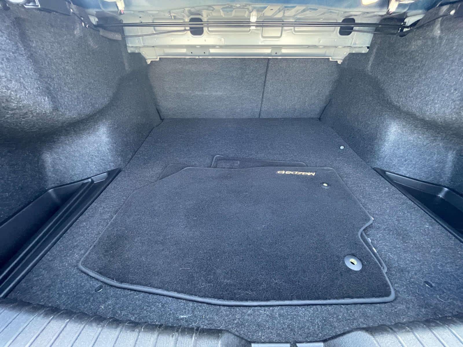 2016 Mazda Mazda6 photo 18 of 34