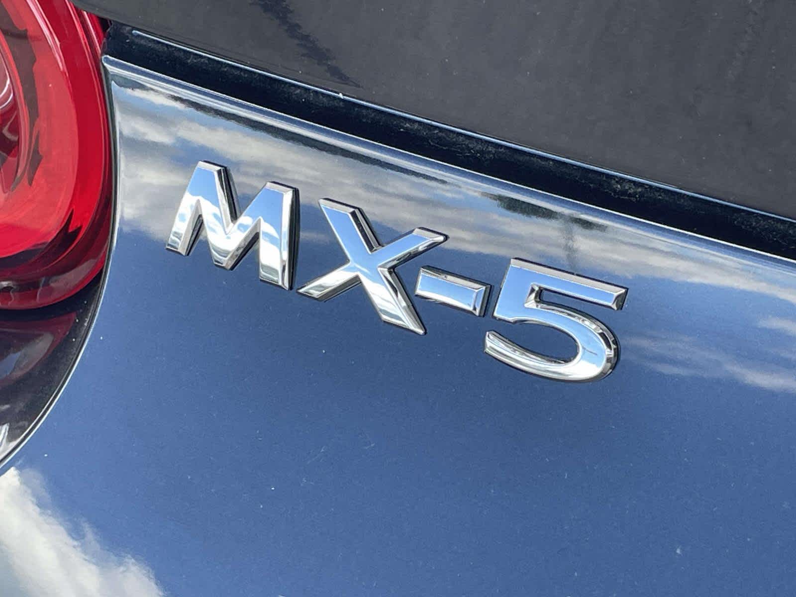 2026 Mazda MX-5 Miata photo 18 of 34