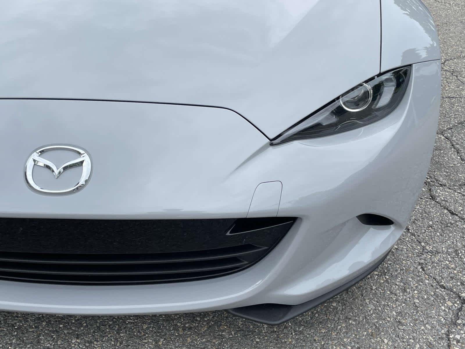 2025 Mazda MX-5 Miata RF Grand Touring - 8