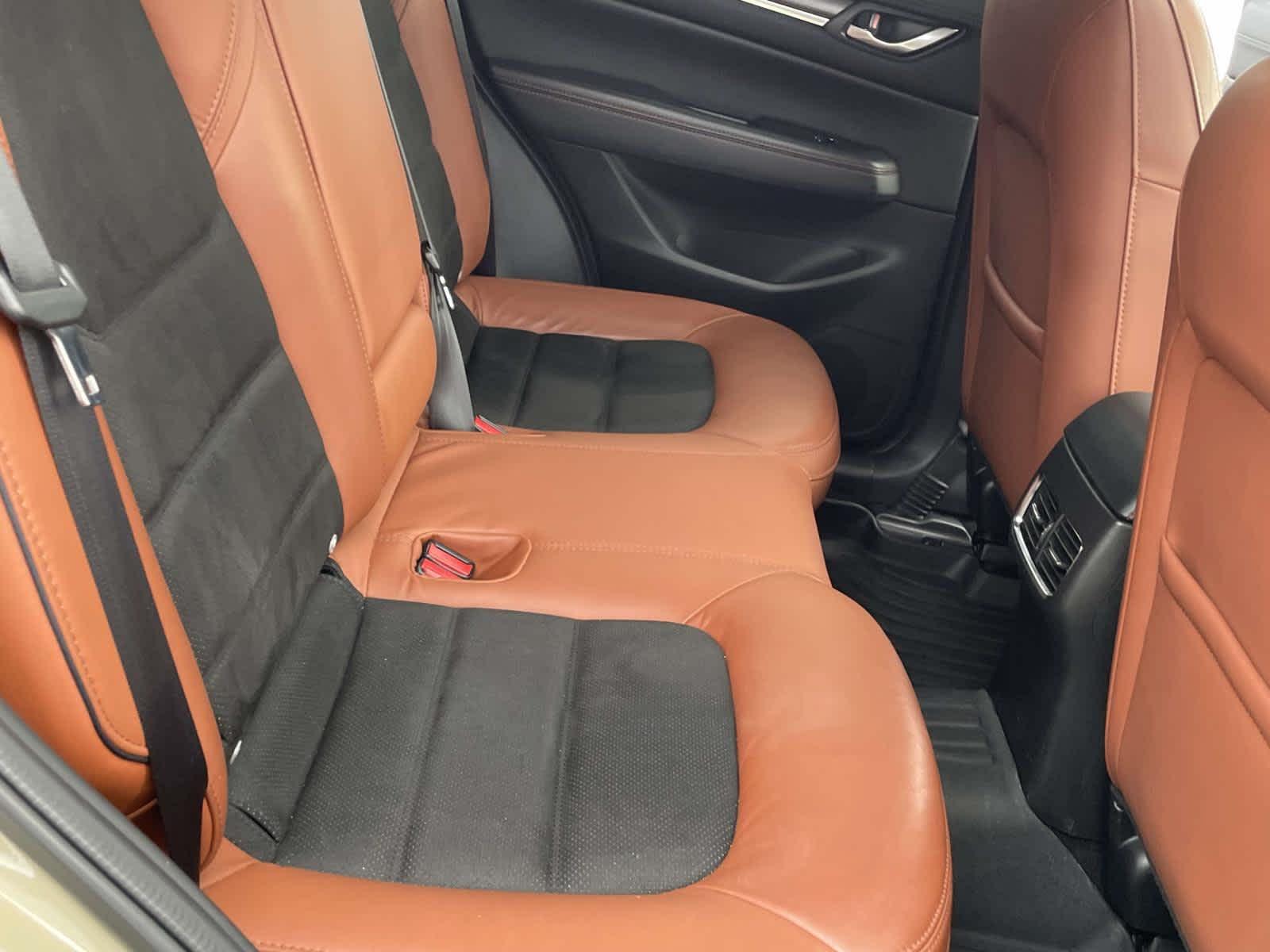 2025 Mazda CX-5 photo 19 of 34