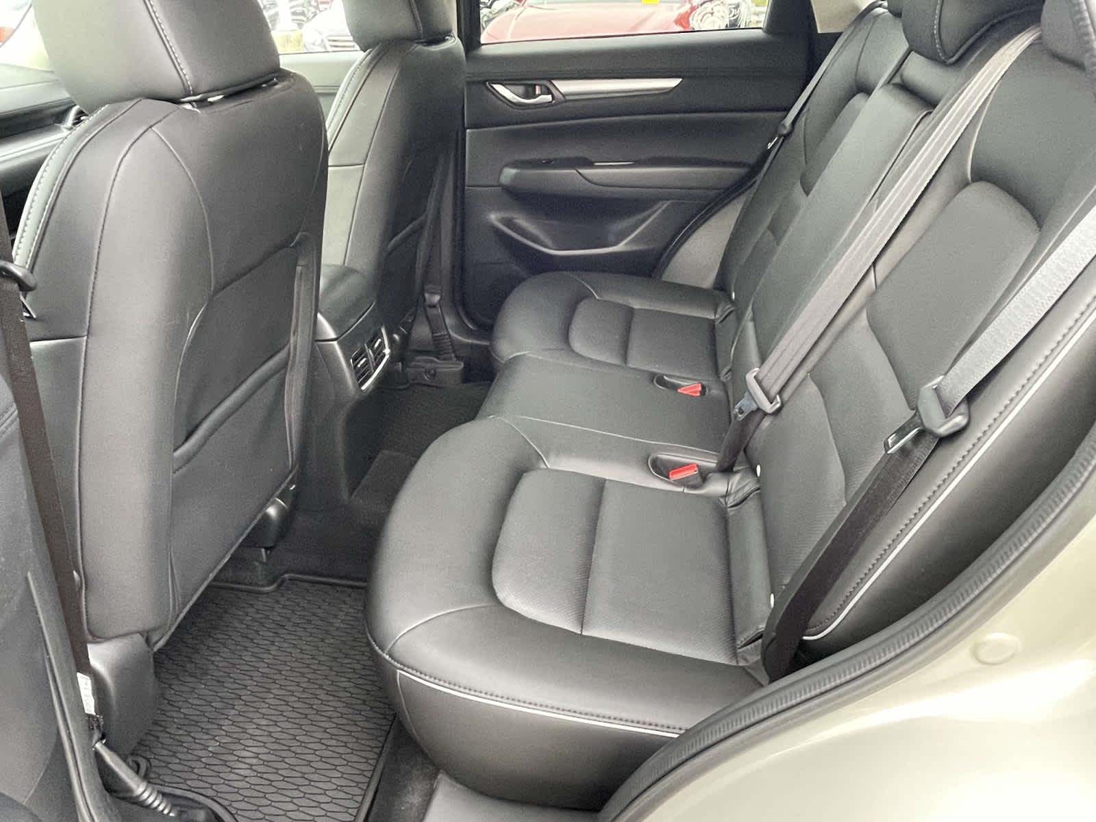 2024 Mazda CX-5 photo 18 of 36