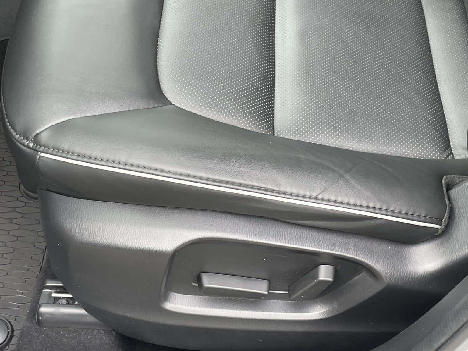 2024 Mazda CX-5 photo 17 of 36