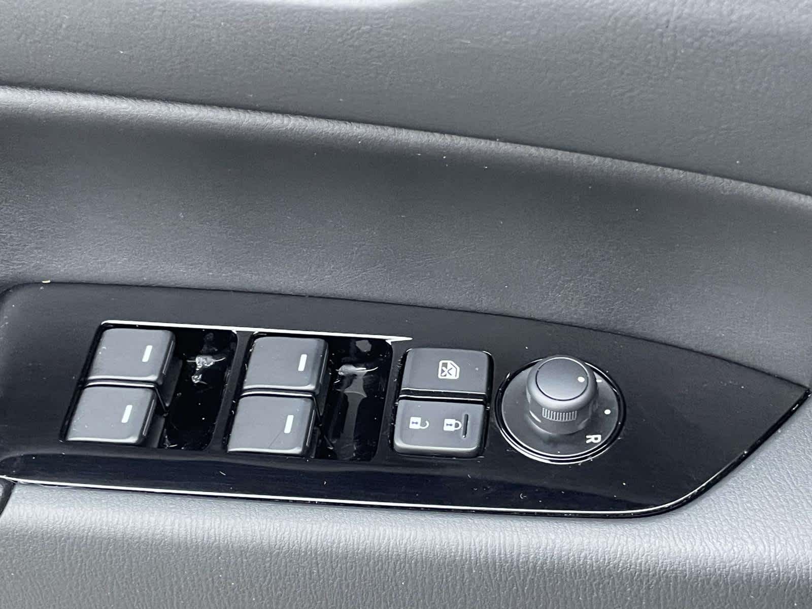2024 Mazda CX-5 photo 27 of 34